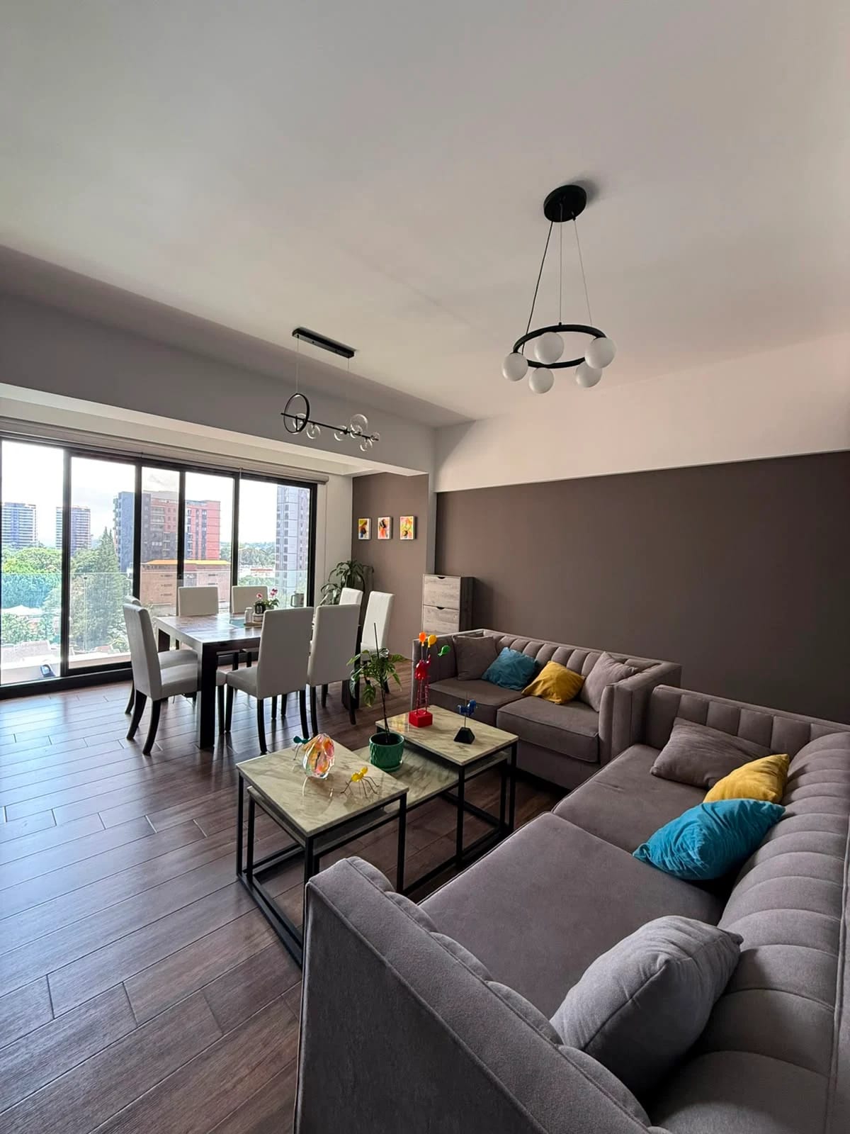 Apartamwnto en Venta en Zona 10 — Apartamento en Venta en Zona 10, Guatemala, Ciudad — foto 1 de 11