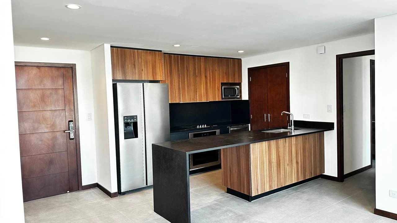 Espectacular apartamento en renta en zona 14 — Apartamento en Alquiler en Zona 14, Guatemala, Ciudad — foto 2 de 7