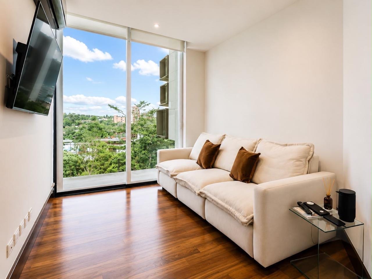Apartamento en venta | 198 mts2 | 3 habitaciones | 3 parqueos — Apartamento en Venta en Laurel, Zona 15, Guatemala, Ciudad — foto 7 de 16
