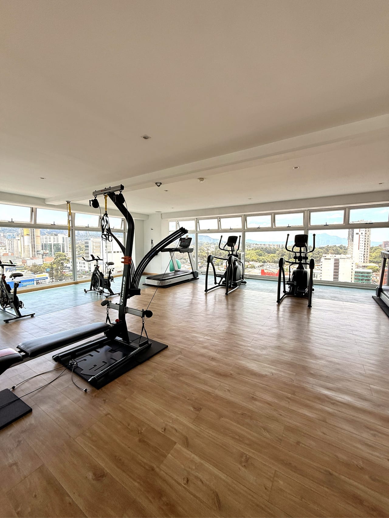 Apartamento en venta | 3 habitaciones | 2 parqueos | terraza — Apartamento en Venta en City Haus, Zona 10, Guatemala, Ciudad — foto 11 de 17