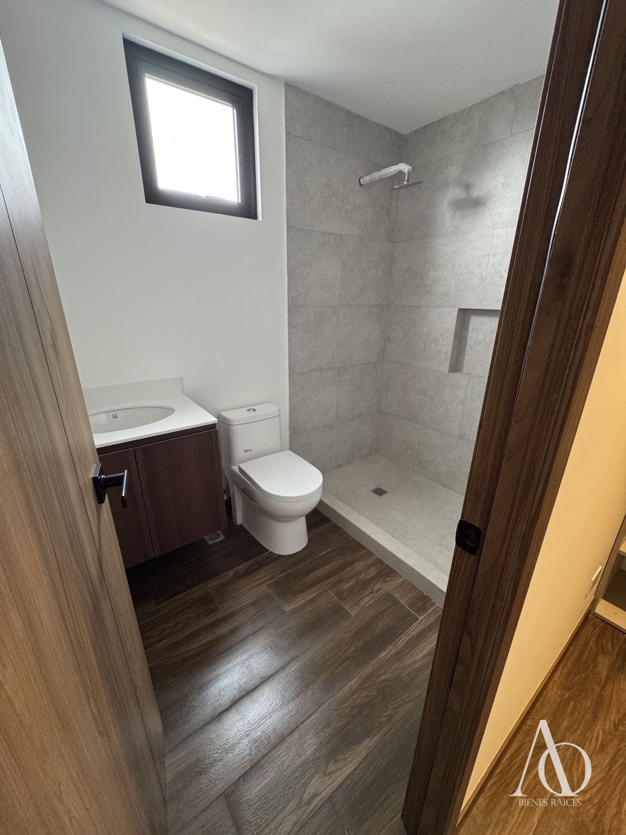 Apartamento en Alquiler Edificio Vila Quince, zona 15 VH2 N9 — Apartamento en Alquiler en Vila Quince, Zona 15, Guatemala, Ciudad — foto 14 de 15