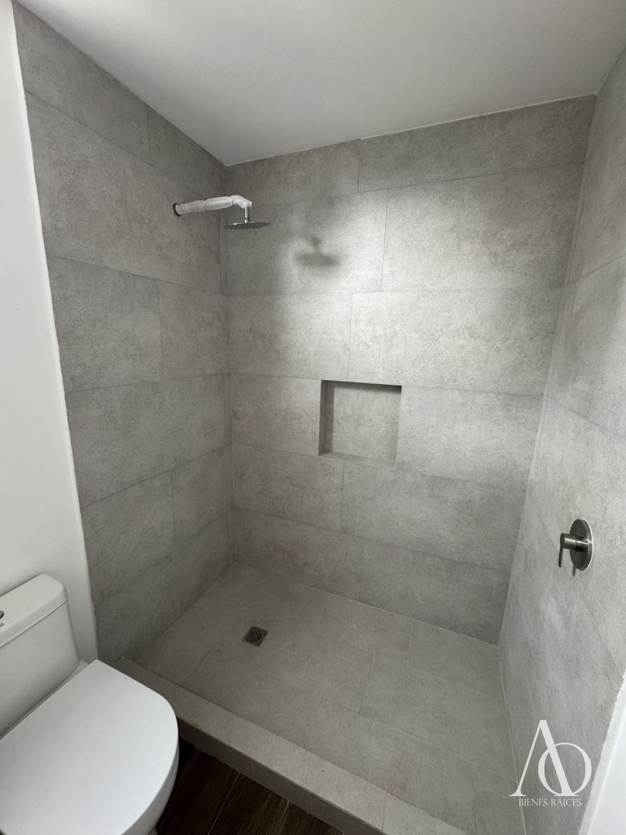 Apartamento en Alquiler Edificio Vila Quince, zona 15 VH2 N9 — Apartamento en Alquiler en Vila Quince, Zona 15, Guatemala, Ciudad — foto 15 de 15