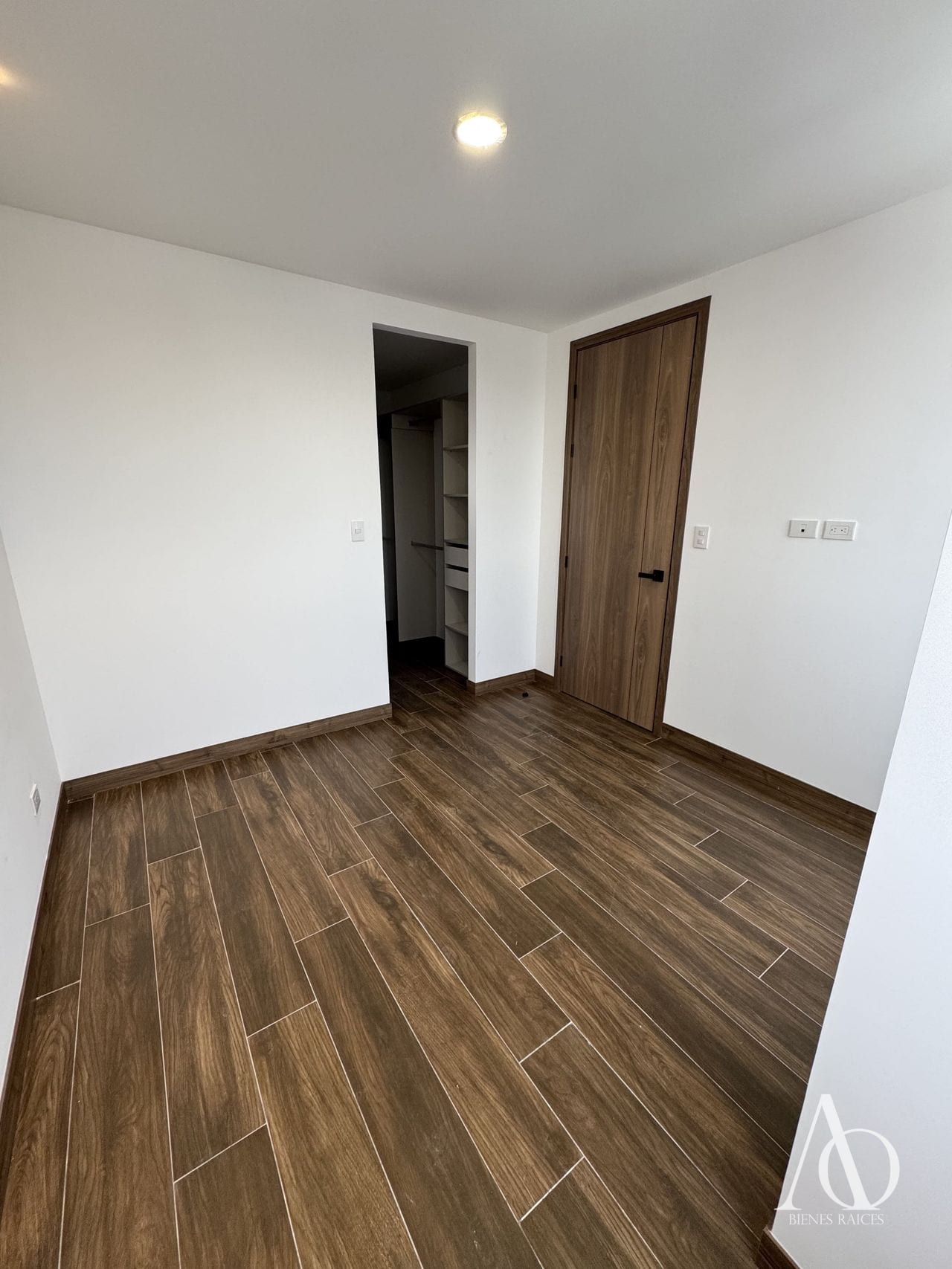 Apartamento en Alquiler Edificio Vila Quince, zona 15 VH2 N9 — Apartamento en Alquiler en Vila Quince, Zona 15, Guatemala, Ciudad — foto 9 de 15