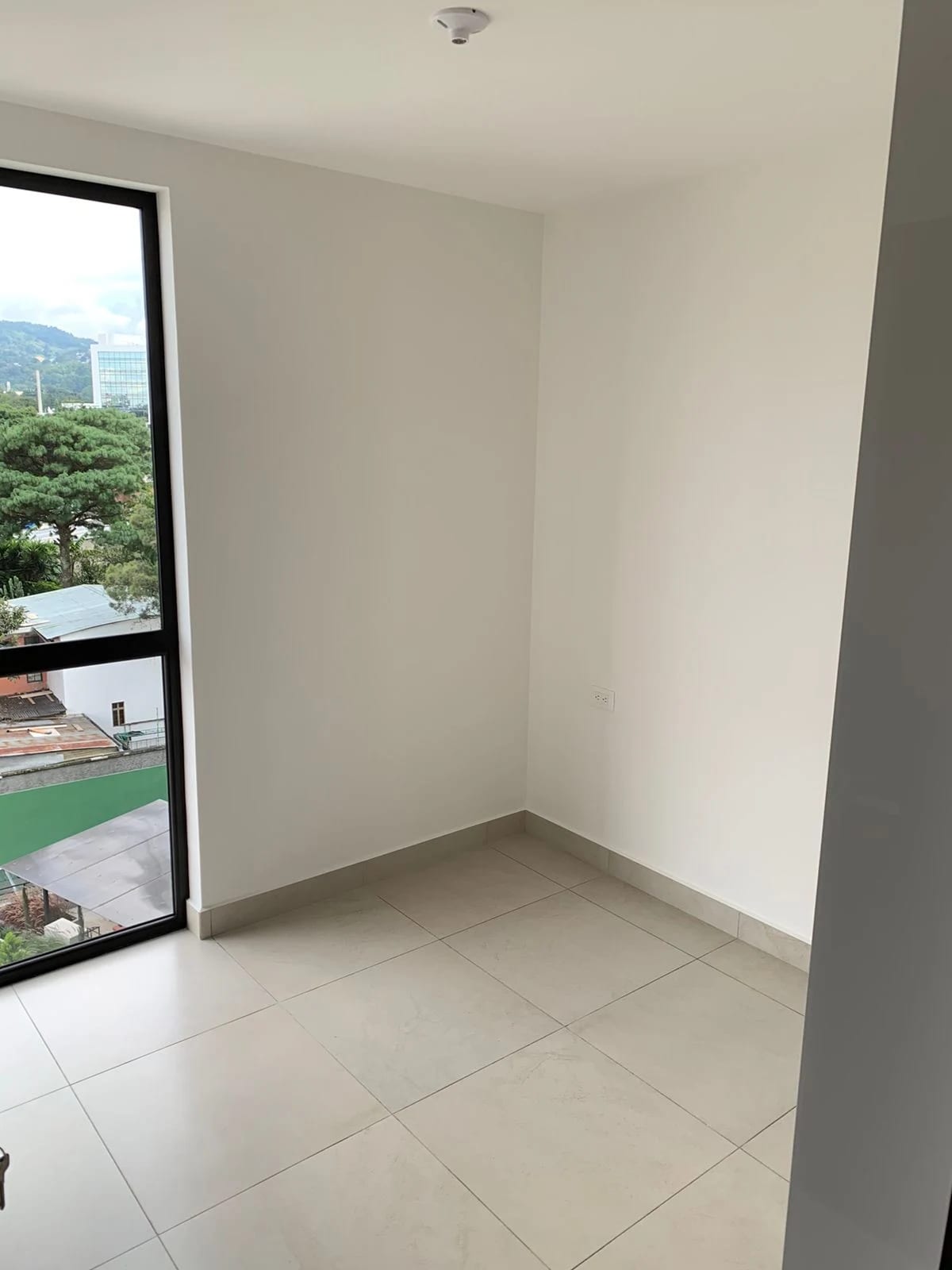 Apartamento en Venta o Renta Excelente Ubicación — Apartamento en Venta en Be14, Zona 14, Guatemala, Ciudad — foto 5 de 17