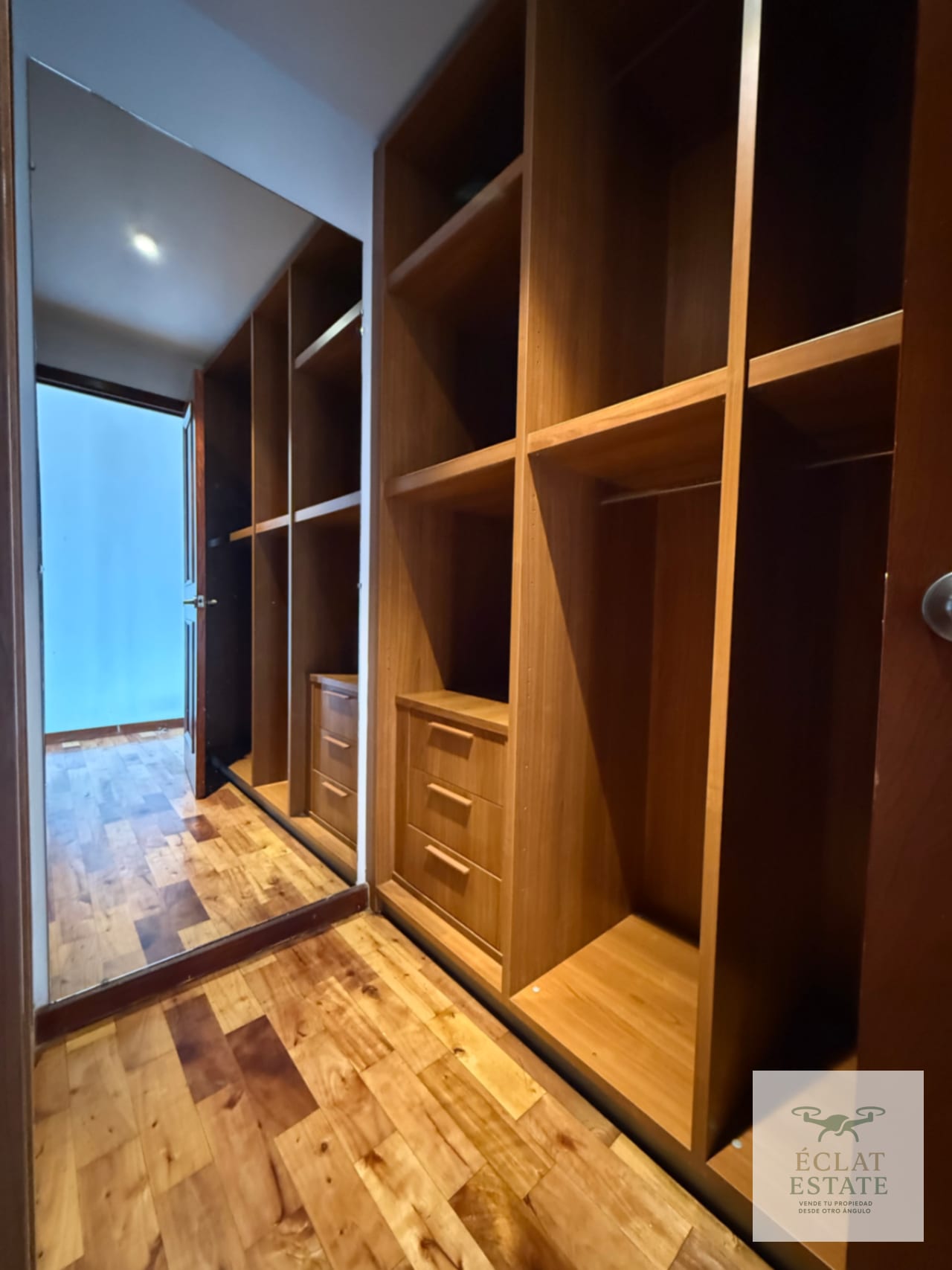 Apartamento de 3 habitaciones en Venta en Tiffany zona 10 — Apartamento en Venta en Tiffany II, Zona 10, Guatemala, Ciudad — foto 6 de 17