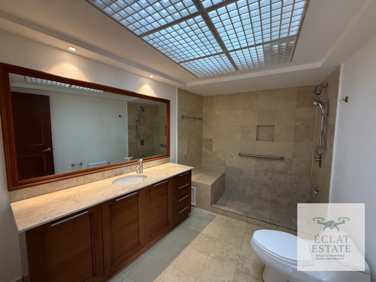 Apartamento de 3 habitaciones en Venta en Tiffany zona 10 — Apartamento en Venta en Tiffany II, Zona 10, Guatemala, Ciudad — foto 7 de 17