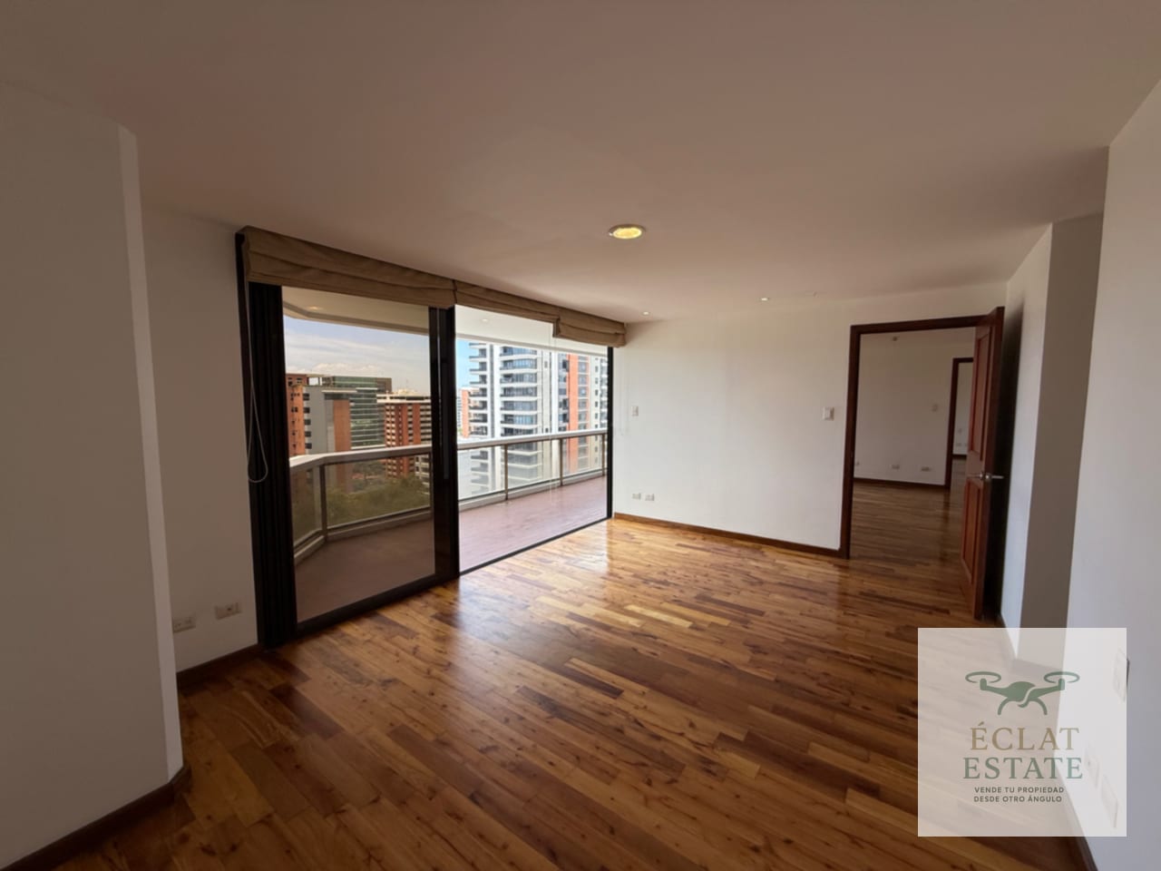 Apartamento de 3 habitaciones en Venta en Tiffany zona 10 — Apartamento en Venta en Tiffany II, Zona 10, Guatemala, Ciudad — foto 11 de 17