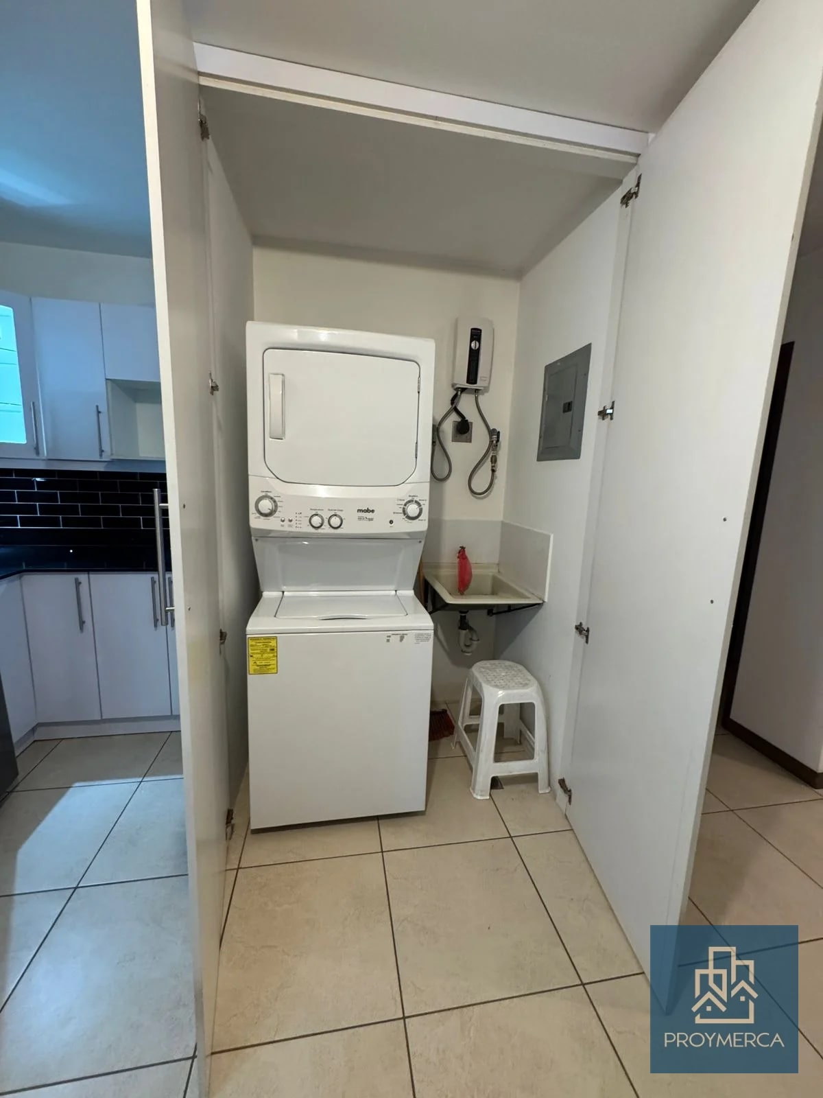 Apartamento en alquiler, Santa María Las Charcas, Zona 11 - 7