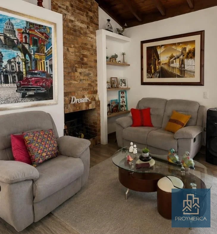 Apartamento Remodelado en venta, Jardines de la Villa, Zona 10 - 2
