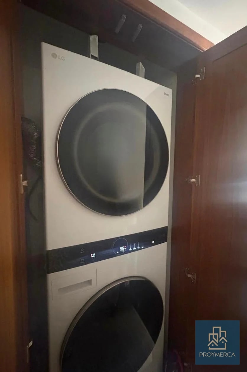 Apartamento Remodelado en venta, Jardines de la Villa, Zona 10 - 10