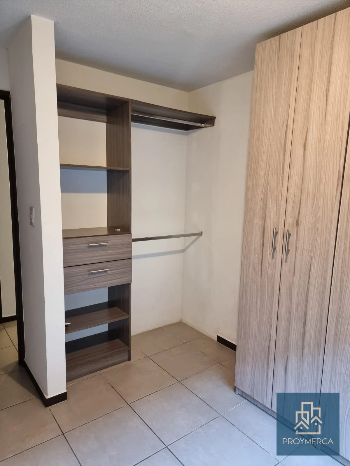 Apartamento en alquiler, Parque 11 Zona 11 — Apartamento en Alquiler en Parque 11, Zona 11, Guatemala, Ciudad — foto 3 de 9