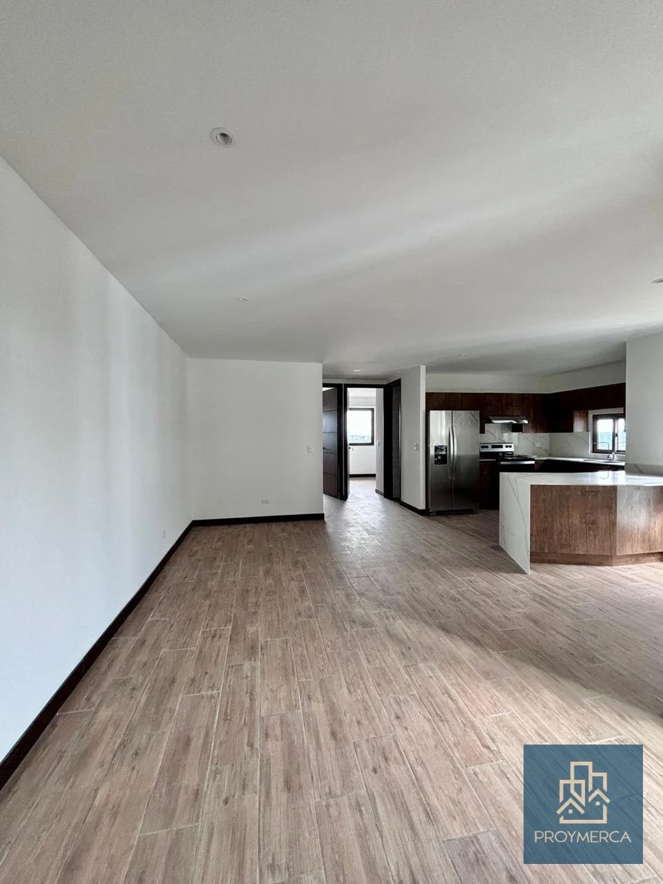 Apartamento en alquiler, Marques de Oakland, Zona 10, Diagonal 6 — Apartamento en Alquiler en Marques de Oakland, Zona 10, Guatemala, Ciudad — foto 2 de 11