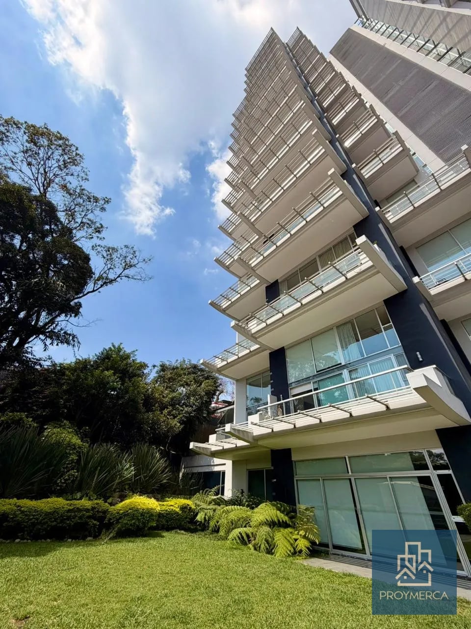 Apartamento en alquiler, Edificio Atrium, Zona 10 — Apartamento en Alquiler en Atrium, Zona 10, Guatemala, Ciudad — foto 13 de 14