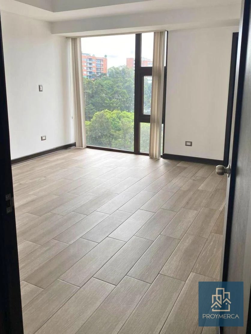 Apartamento en alquiler, Edificio Tres 15, Zona 15 — Apartamento en Alquiler en Zona 15, Guatemala, Ciudad — foto 3 de 11