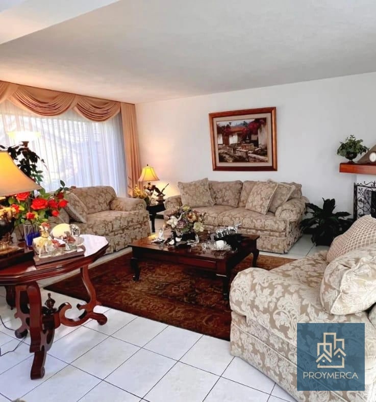 Casa en venta, Área residencial, Zona 15 por San Lázaro | Fuera de garita — Apartamento en Venta en Zona 15, Guatemala, Ciudad — foto 2 de 15