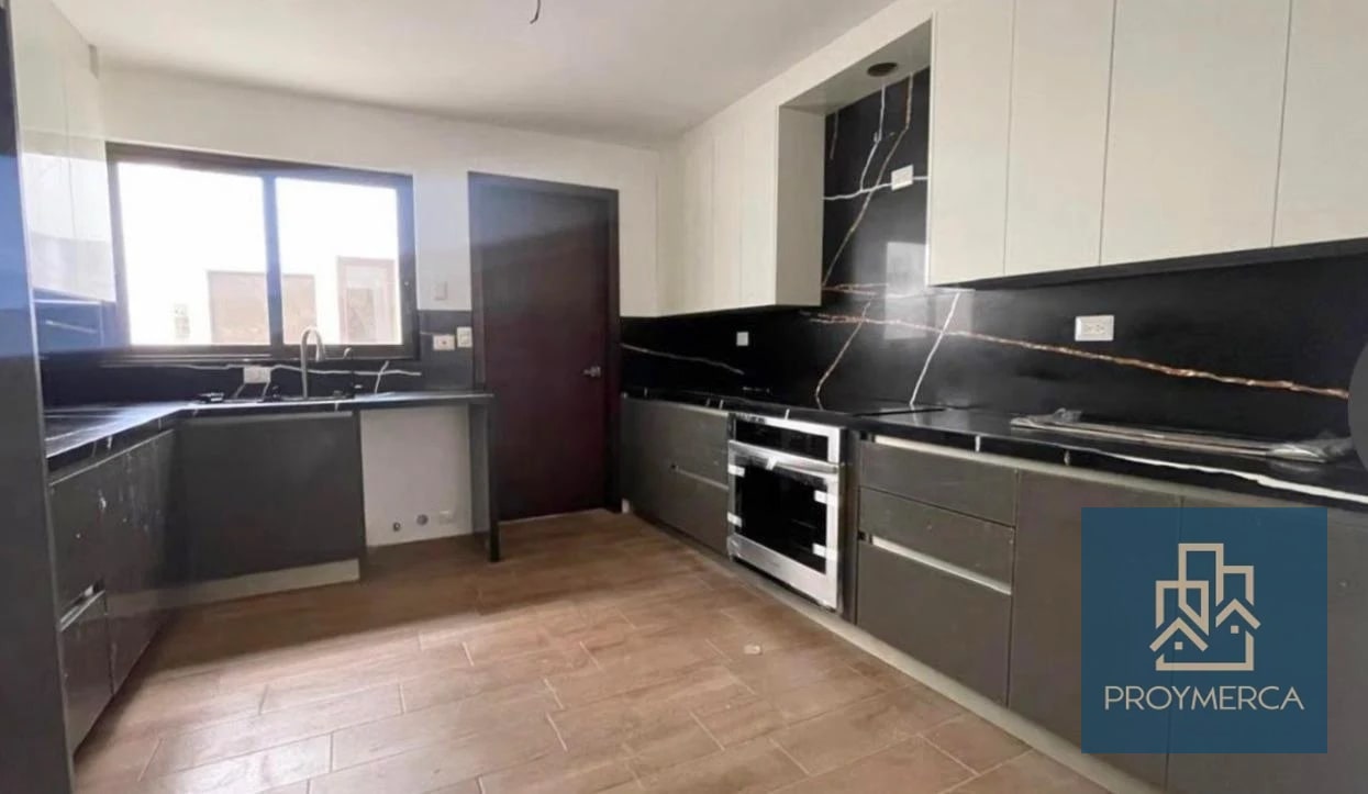 Casa rodeado de áreas verdes en alquiler, Condominio La Reserva II, Lomas de San Isidro, Zona 16 — Apartamento en Alquiler en Zona 16, Guatemala, Ciudad — foto 2 de 11