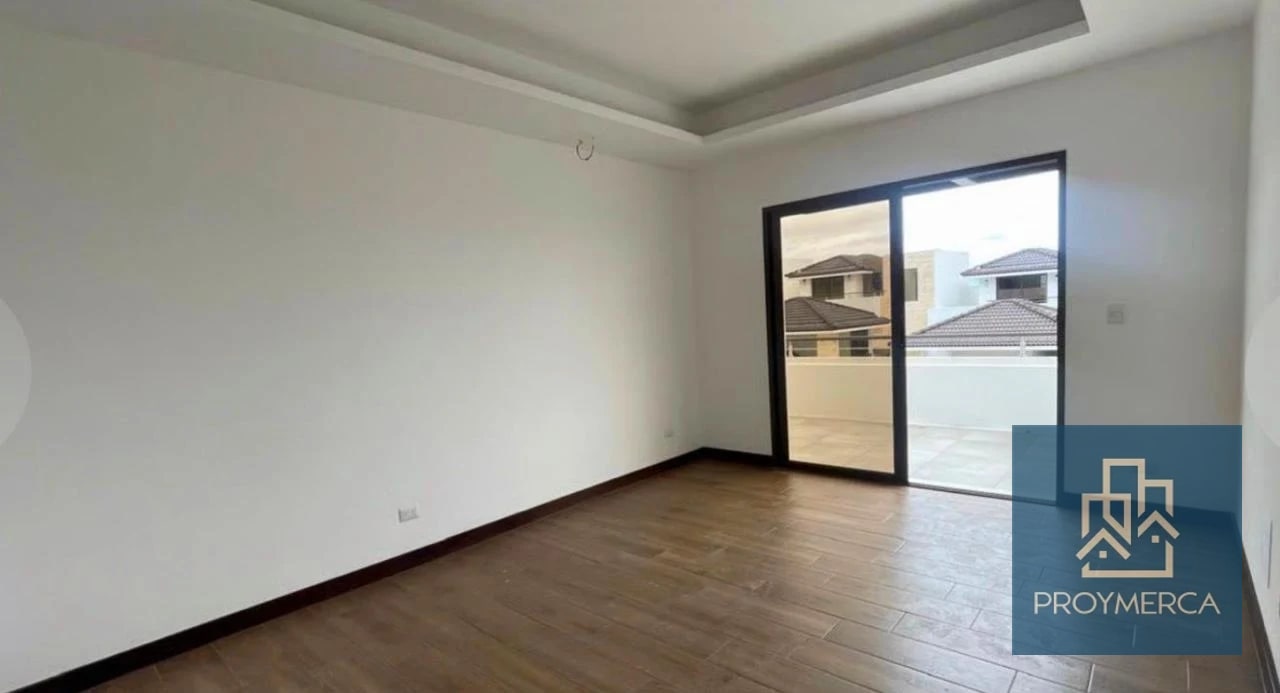 Casa rodeado de áreas verdes en alquiler, Condominio La Reserva II, Lomas de San Isidro, Zona 16 — Apartamento en Alquiler en Zona 16, Guatemala, Ciudad — foto 11 de 11