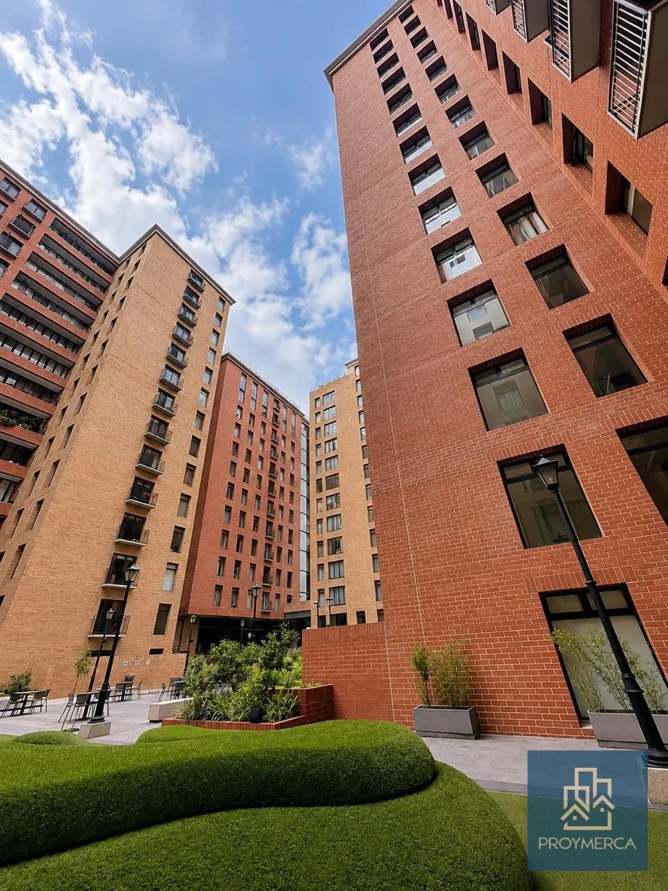 Apartamento en alquiler, Edificio Céntrico, Zona 5 — Apartamento en Alquiler en Céntrico, Zona 5, Guatemala, Ciudad — foto 1 de 11