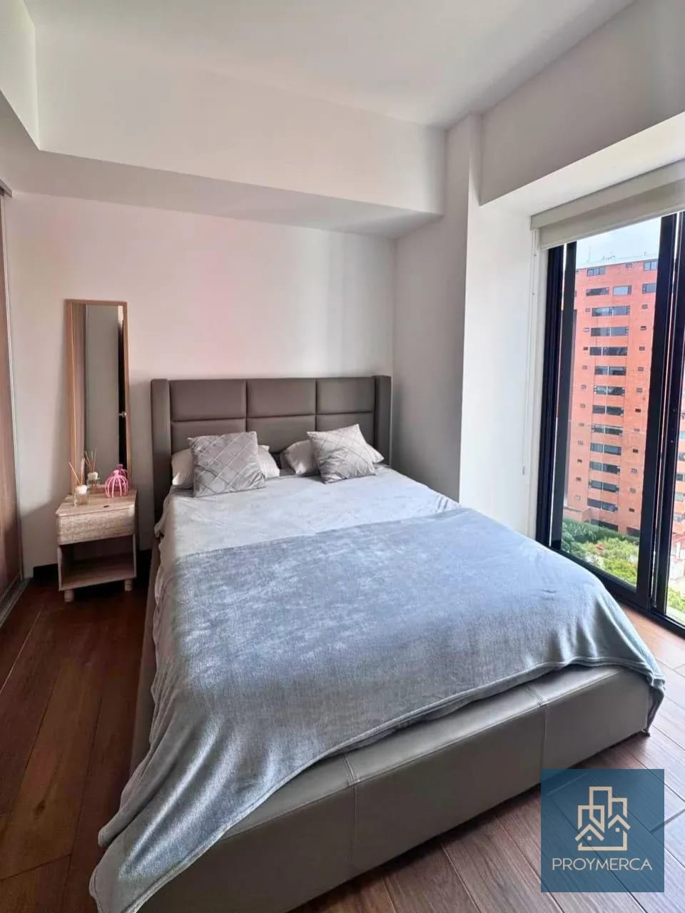 Apartamento AMUEBLADO en venta, Edificio Casa San Ignacio, Zona 10 — Apartamento en Venta en San Ignacio, Zona 10, Guatemala, Ciudad — foto 4 de 9