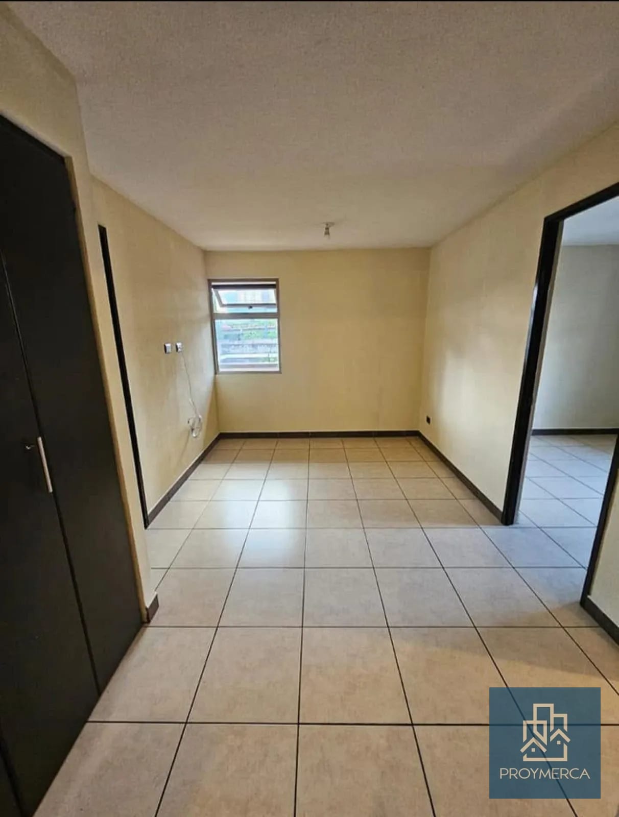 Apartamento amplio en alquiler, Jardines de las Charcas 1, Zona 11 — Apartamento en Alquiler en Jardines de Las Charcas, Zona 11, Guatemala, Ciudad — foto 3 de 8