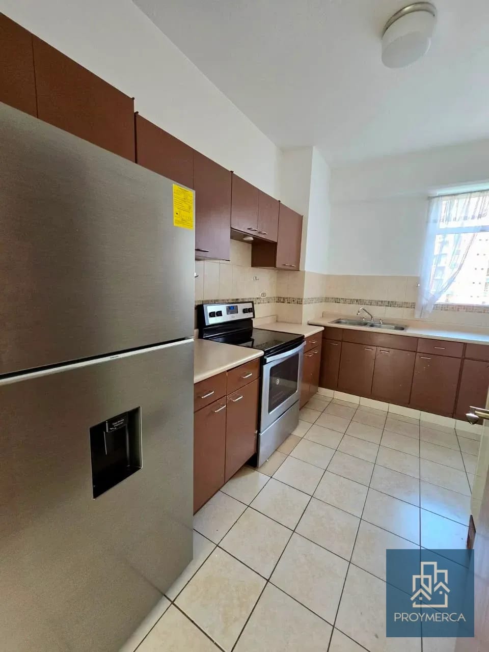 Apartamento en alquiler, Edificio Convista, Zona 15, San Lázaro — Apartamento en Alquiler en Zona 15, Guatemala, Ciudad — foto 6 de 10