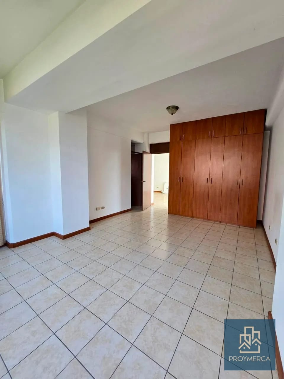 Apartamento en alquiler, Edificio Convista, Zona 15, San Lázaro — Apartamento en Alquiler en Zona 15, Guatemala, Ciudad — foto 7 de 10