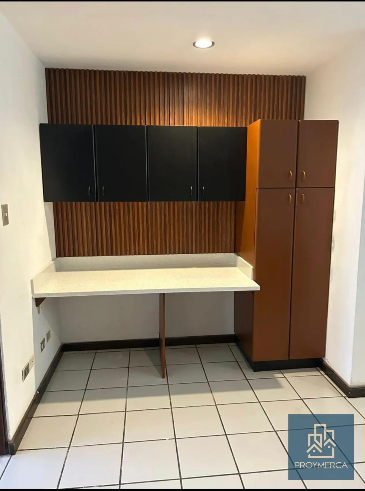 Amplio Apartamento en Alquiler zona 14 — Apartamento en Alquiler en Zona 14, Guatemala, Ciudad — foto 5 de 10