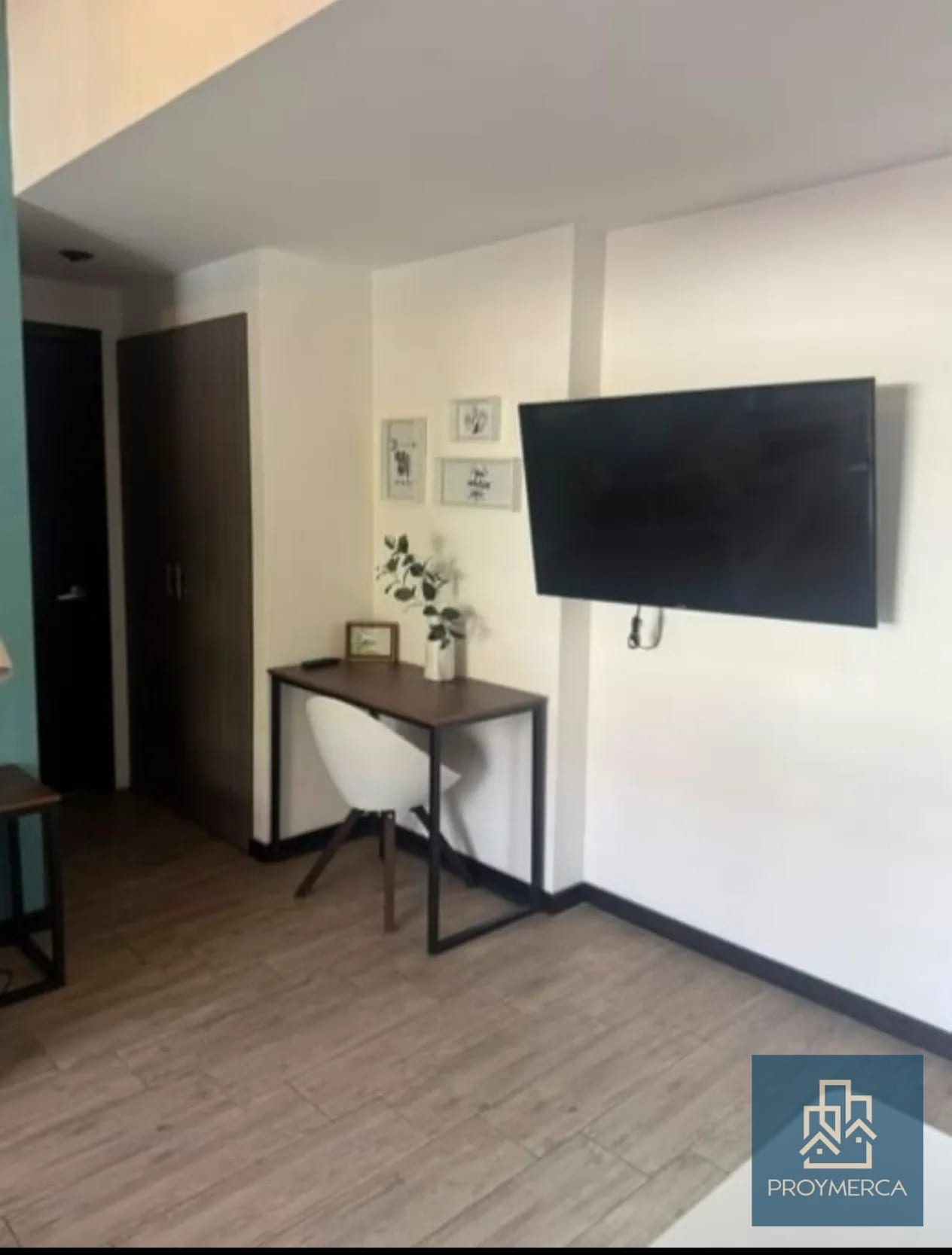 Apartamento Amueblado en zona 10 — Apartamento en Alquiler en Zona 10, Guatemala, Ciudad — foto 5 de 9