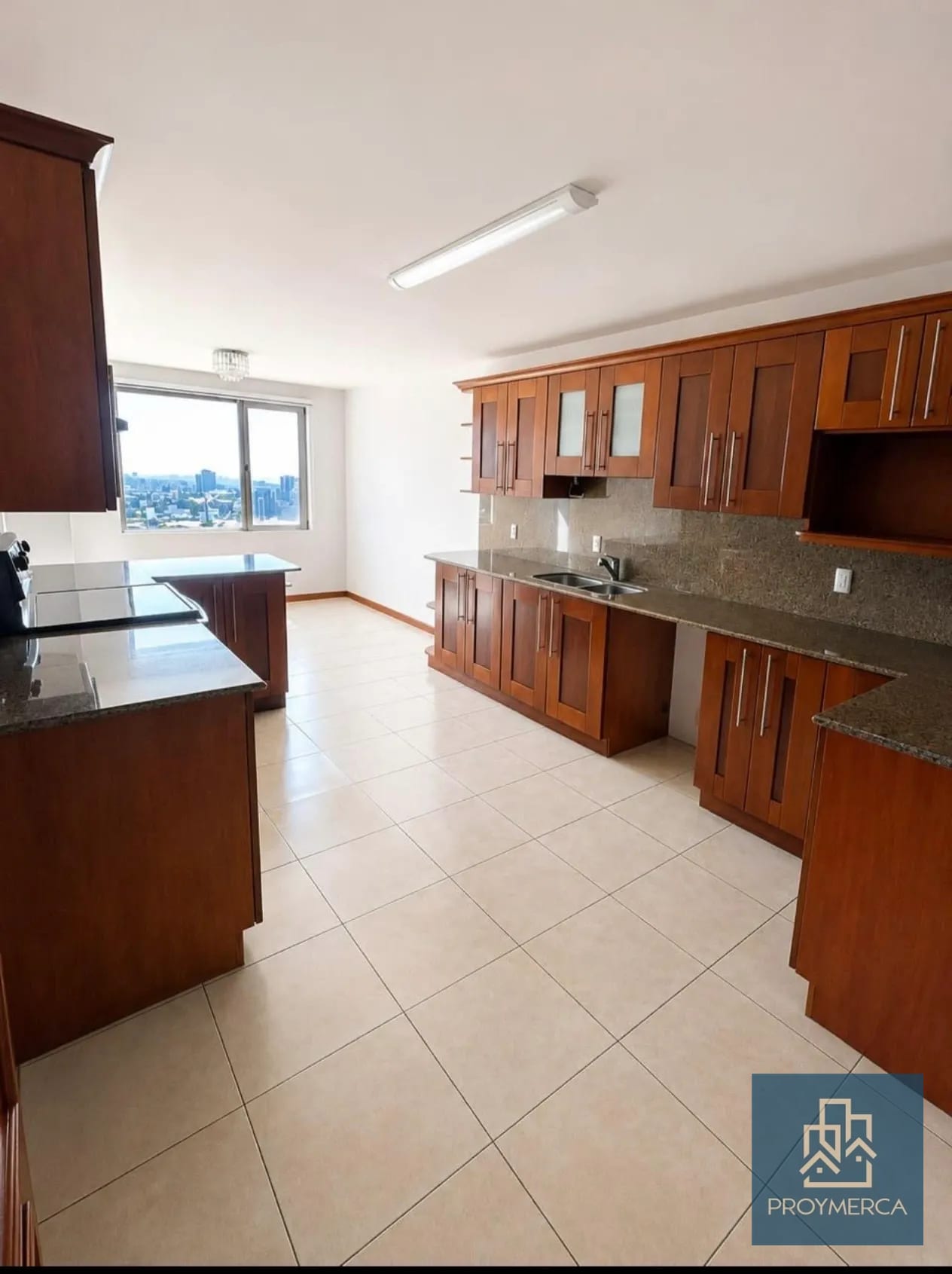Amplio y Bonito Apartamento en Alquiler zona 15 — Apartamento en Alquiler en Botticelli, Zona 15, Guatemala, Ciudad — foto 7 de 10