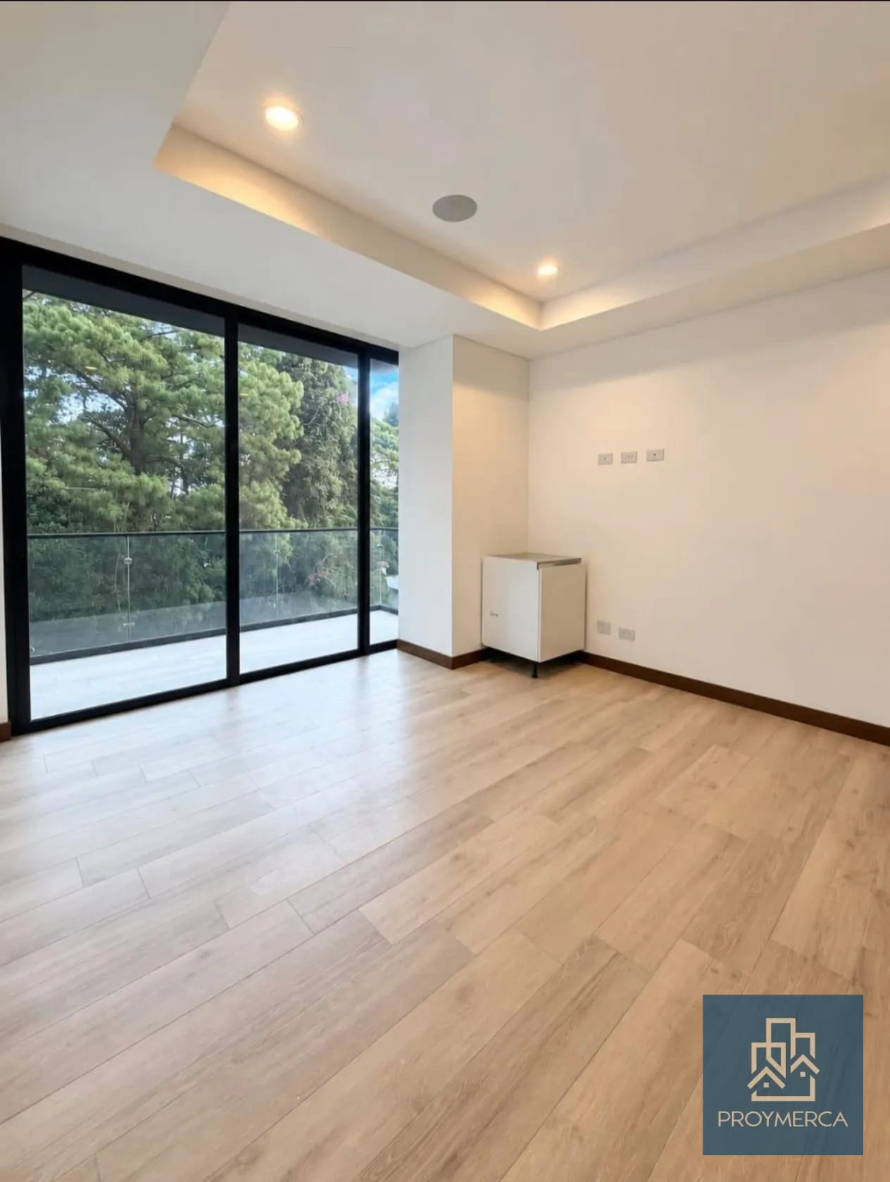 Apartamento en Alquiler para estrenar zona 10 — Apartamento en Alquiler en Zona 10, Guatemala, Ciudad — foto 2 de 12