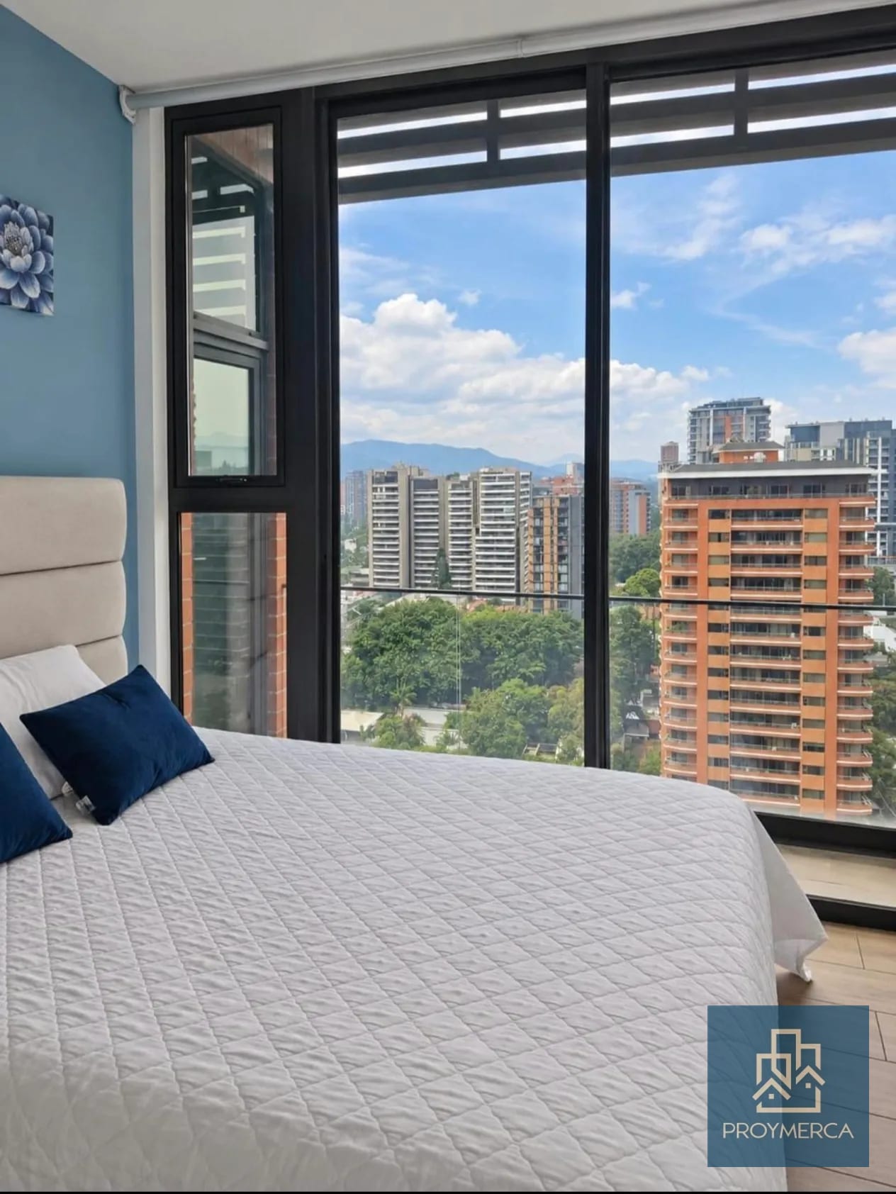 Apartamento Amueblado en Alquiler zona 10 — Apartamento en Alquiler en Diagoseis, Zona 10, Guatemala, Ciudad — foto 8 de 14