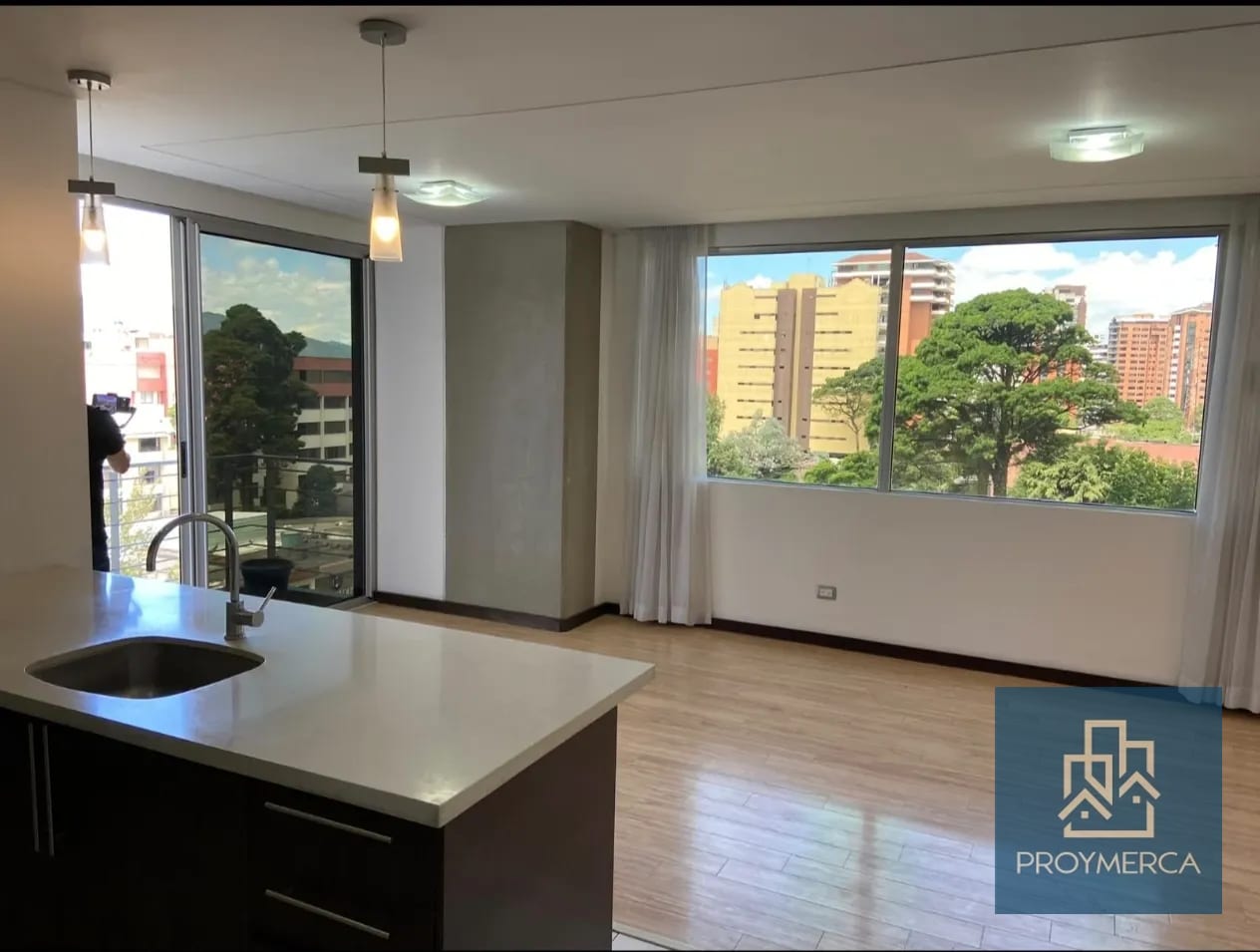 Bonito Apartamento en Alquiler — Apartamento en Alquiler en Zona 14, Guatemala, Ciudad — foto 2 de 10