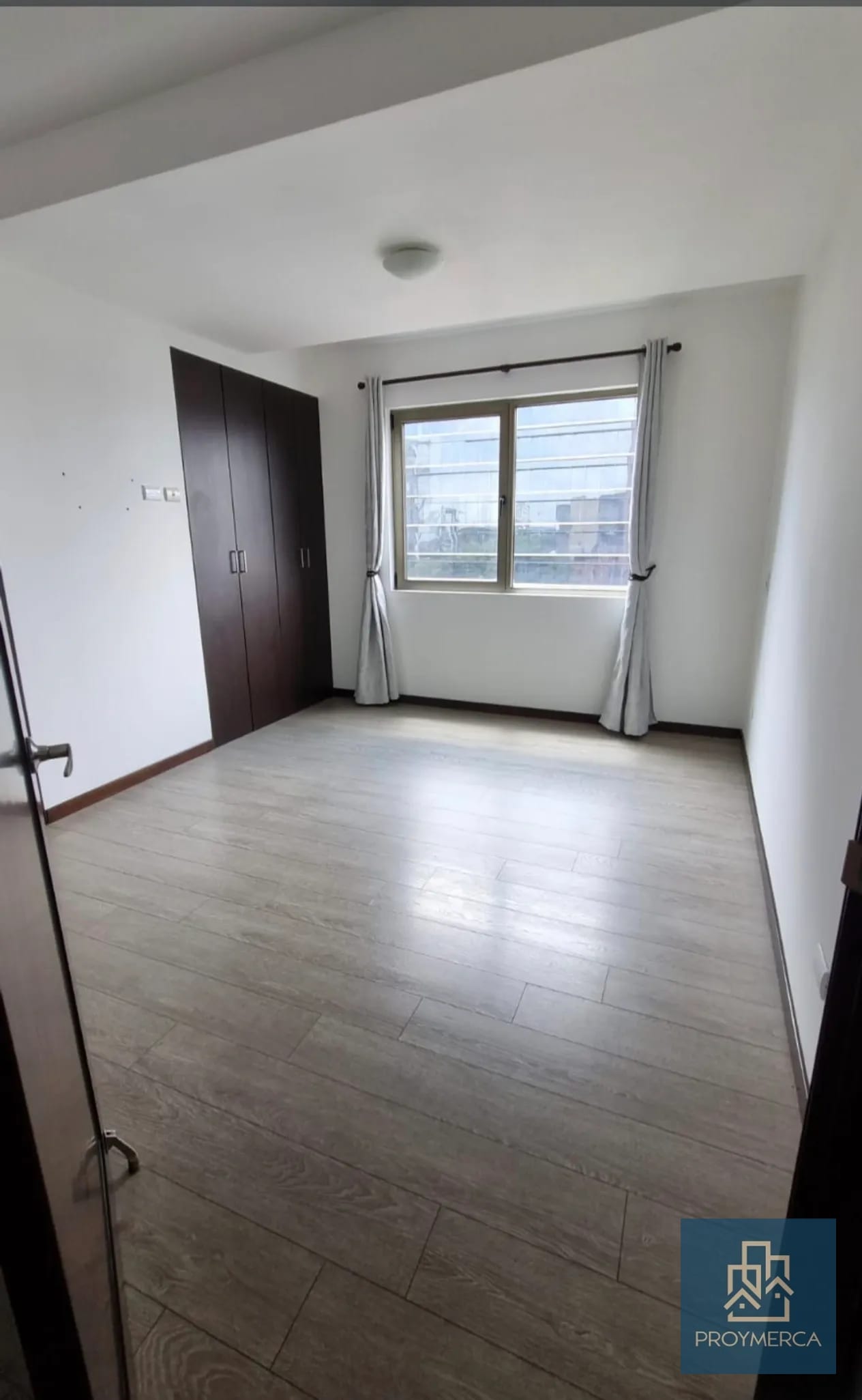 Apartamento en Alquiler zona 10 — Apartamento en Alquiler en Zona 10, Guatemala, Ciudad — foto 4 de 6