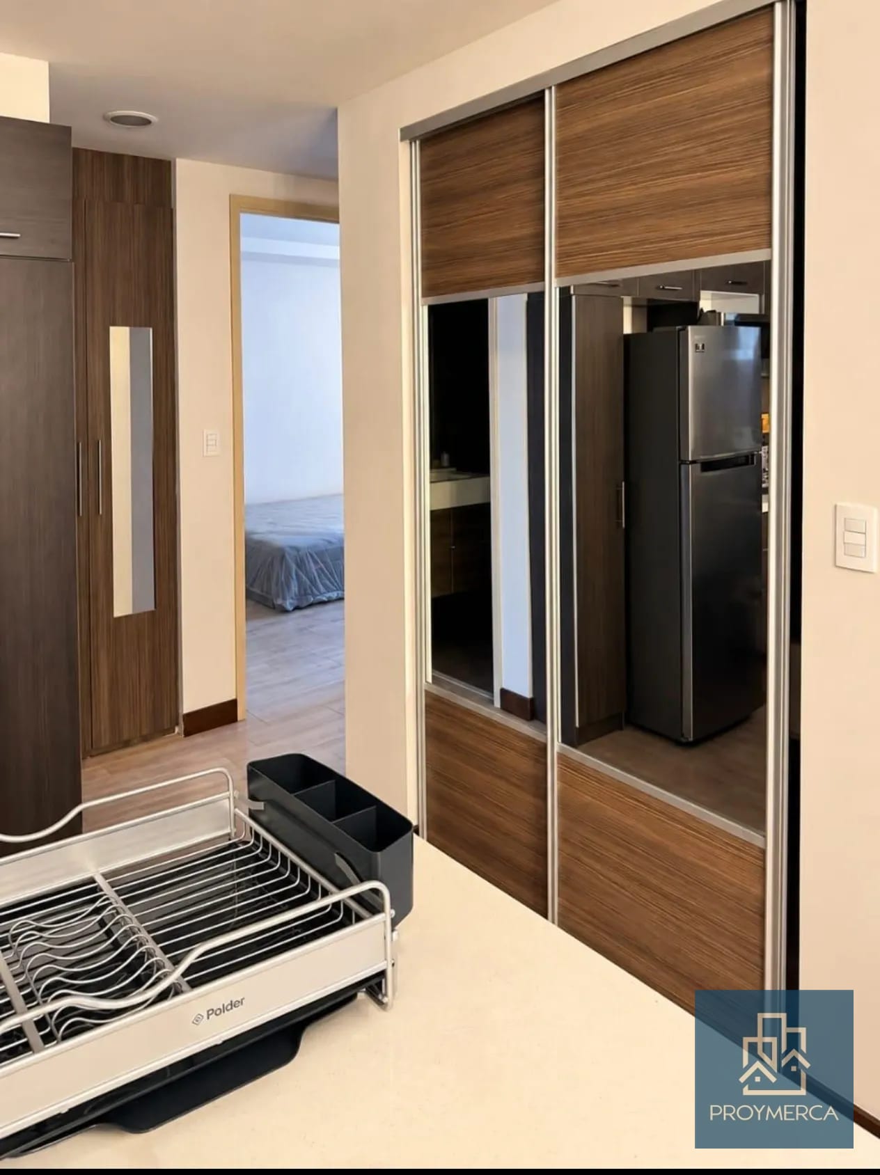 Apartamento en Alquiler zona 10 — Apartamento en Alquiler en Zona 10, Guatemala, Ciudad — foto 4 de 11