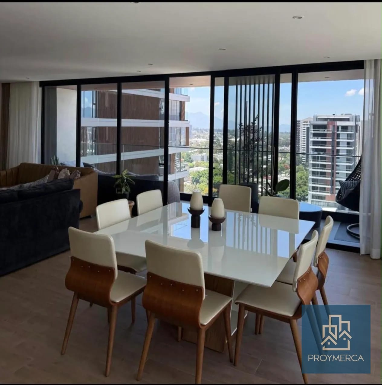 Amplio Apartamento en Venta Gaura zona 15 — Apartamento en Venta en Zona 15, Guatemala, Ciudad — foto 2 de 14