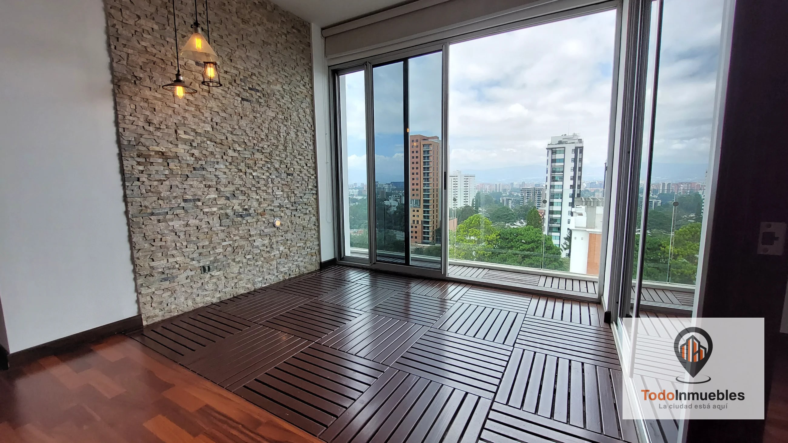 Apartamento Penthouse en Renta en zona 15 vh1 - 10