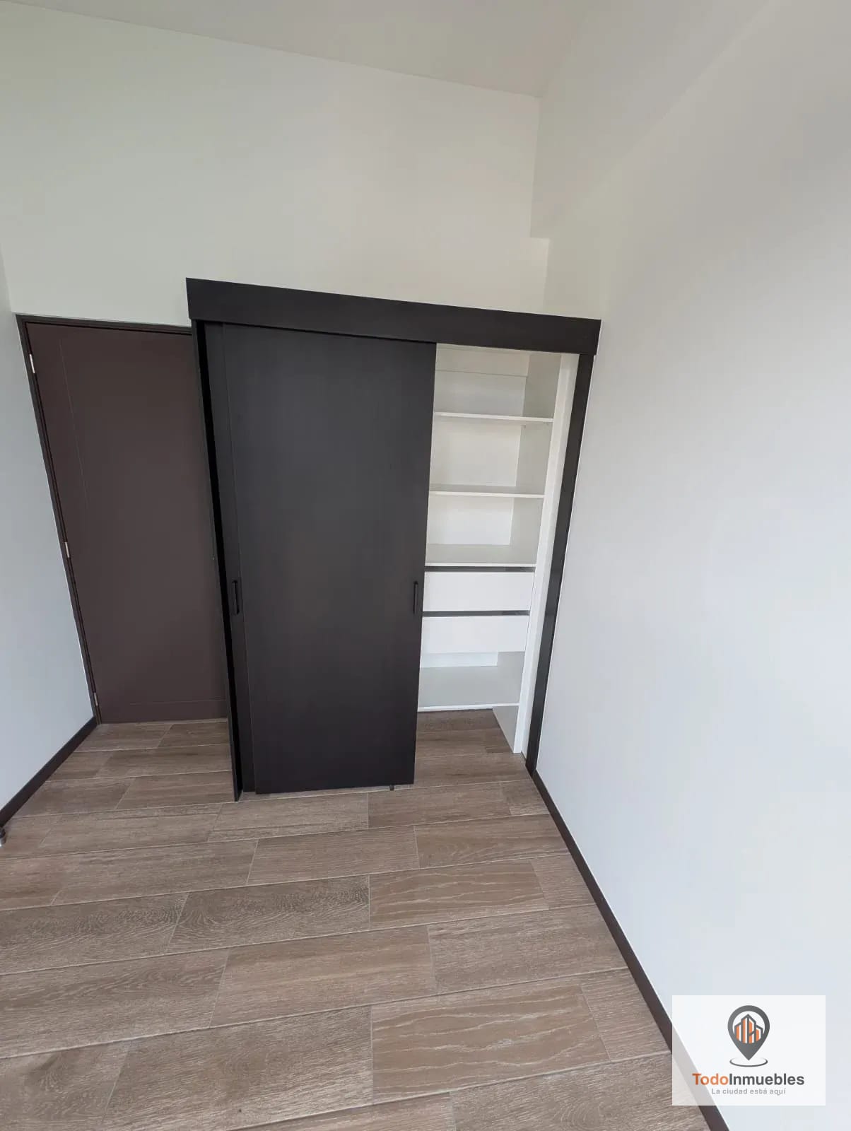 Apartamento en Venta en Altaire z11 — Apartamento en Venta en Zona 11, Guatemala, Ciudad — foto 9 de 14