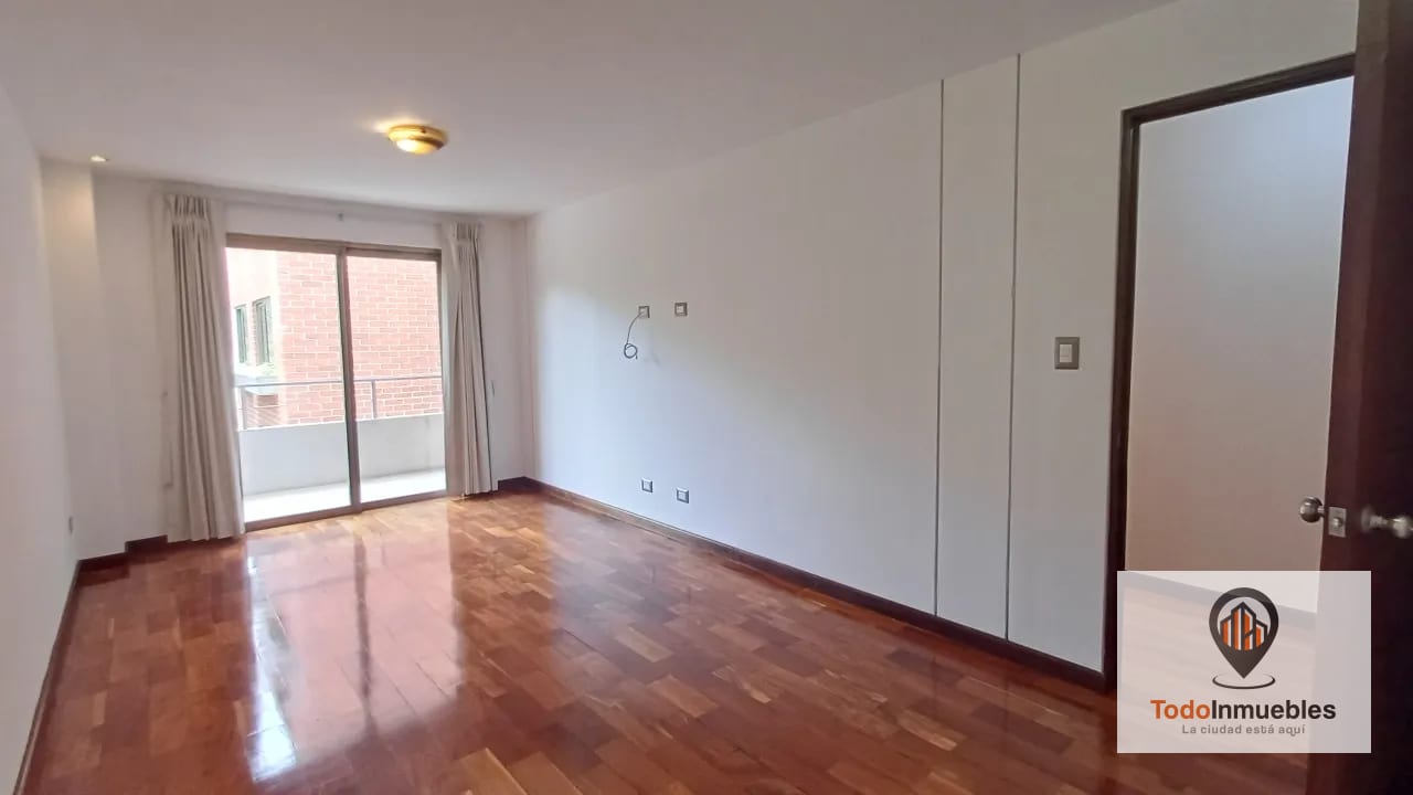 Apartamento en Renta en z10 interior Oakland — Apartamento en Alquiler en Oakland I, Zona 10, Guatemala, Ciudad — foto 8 de 12