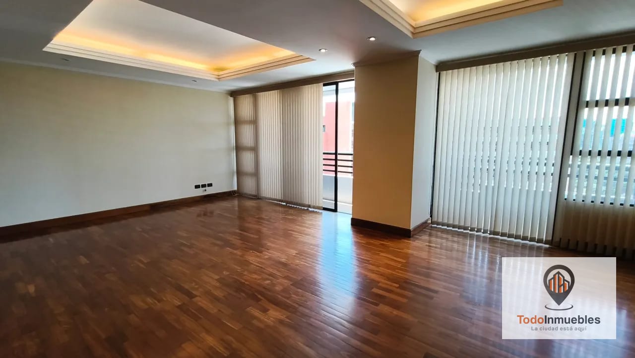 Apartamento en Renta en z10 San Ignacio — Apartamento en Alquiler en San Ignacio, Zona 10, Guatemala, Ciudad — foto 1 de 15