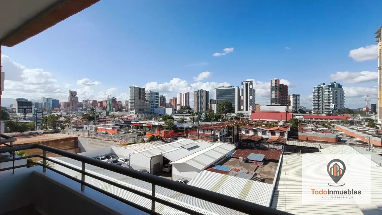 Apartamento en Renta en Jardines del Acueducto z10 — Apartamento en Alquiler en Jardines del Acueducto, Zona 10, Guatemala, Ciudad — foto 8 de 16