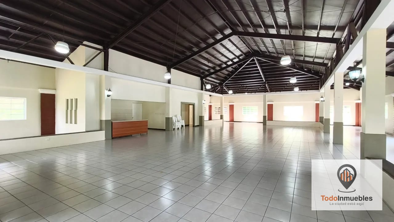 Apartamento en Renta en Villas de San Isidro z16 — Apartamento en Alquiler en Villas de San Isidro, Zona 16, Guatemala, Ciudad — foto 9 de 17