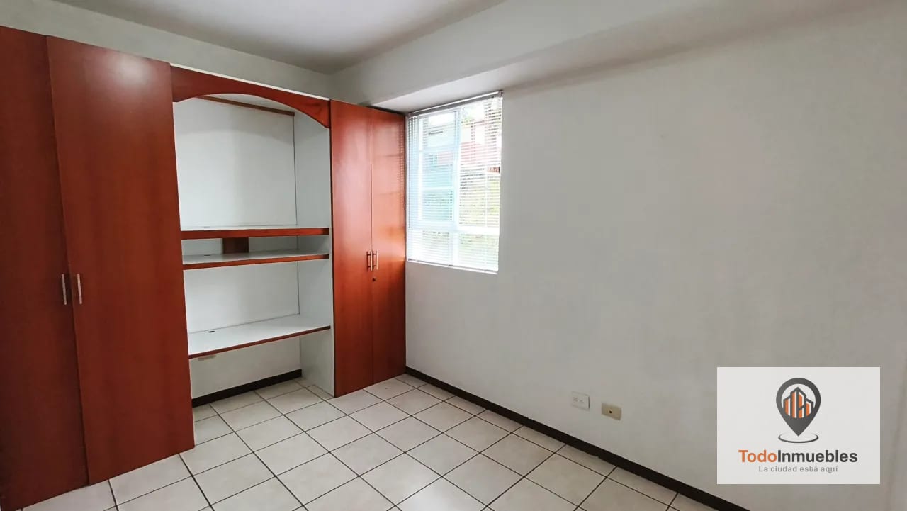 Apartamento en Renta en Villas de San Isidro z16 — Apartamento en Alquiler en Villas de San Isidro, Zona 16, Guatemala, Ciudad — foto 13 de 17