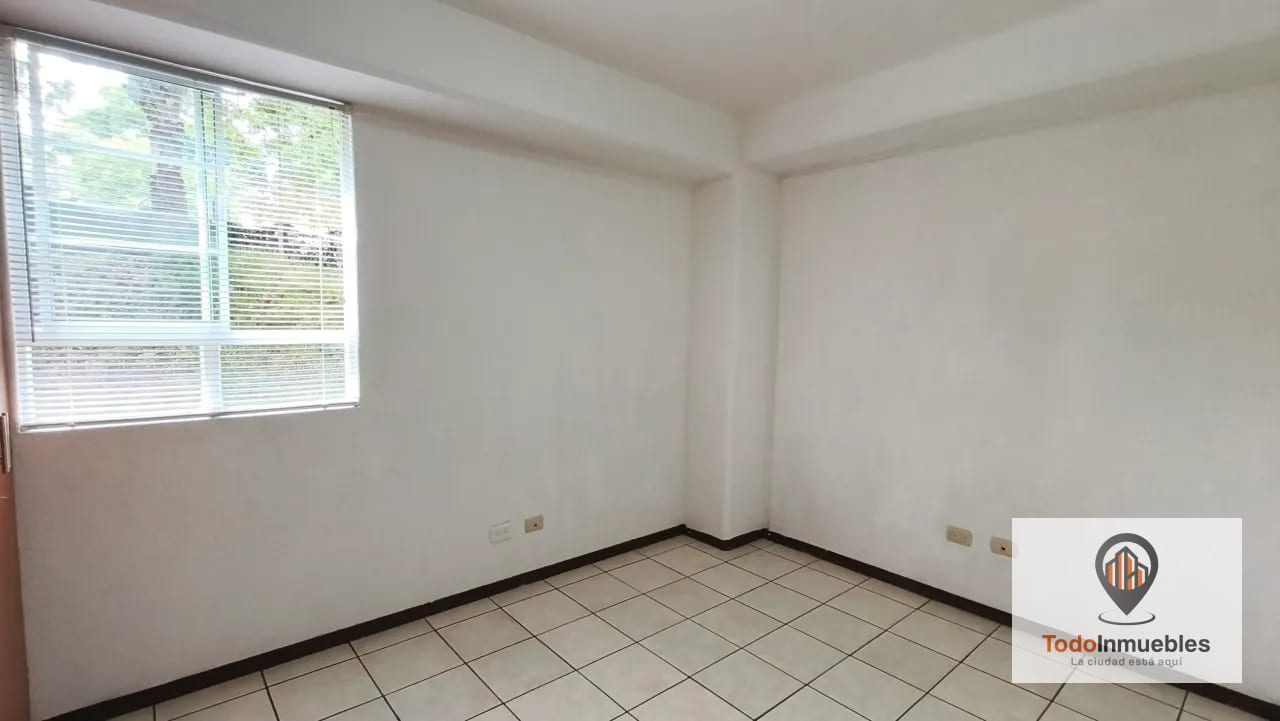 Apartamento en Renta en Villas de San Isidro z16 — Apartamento en Alquiler en Villas de San Isidro, Zona 16, Guatemala, Ciudad — foto 14 de 17