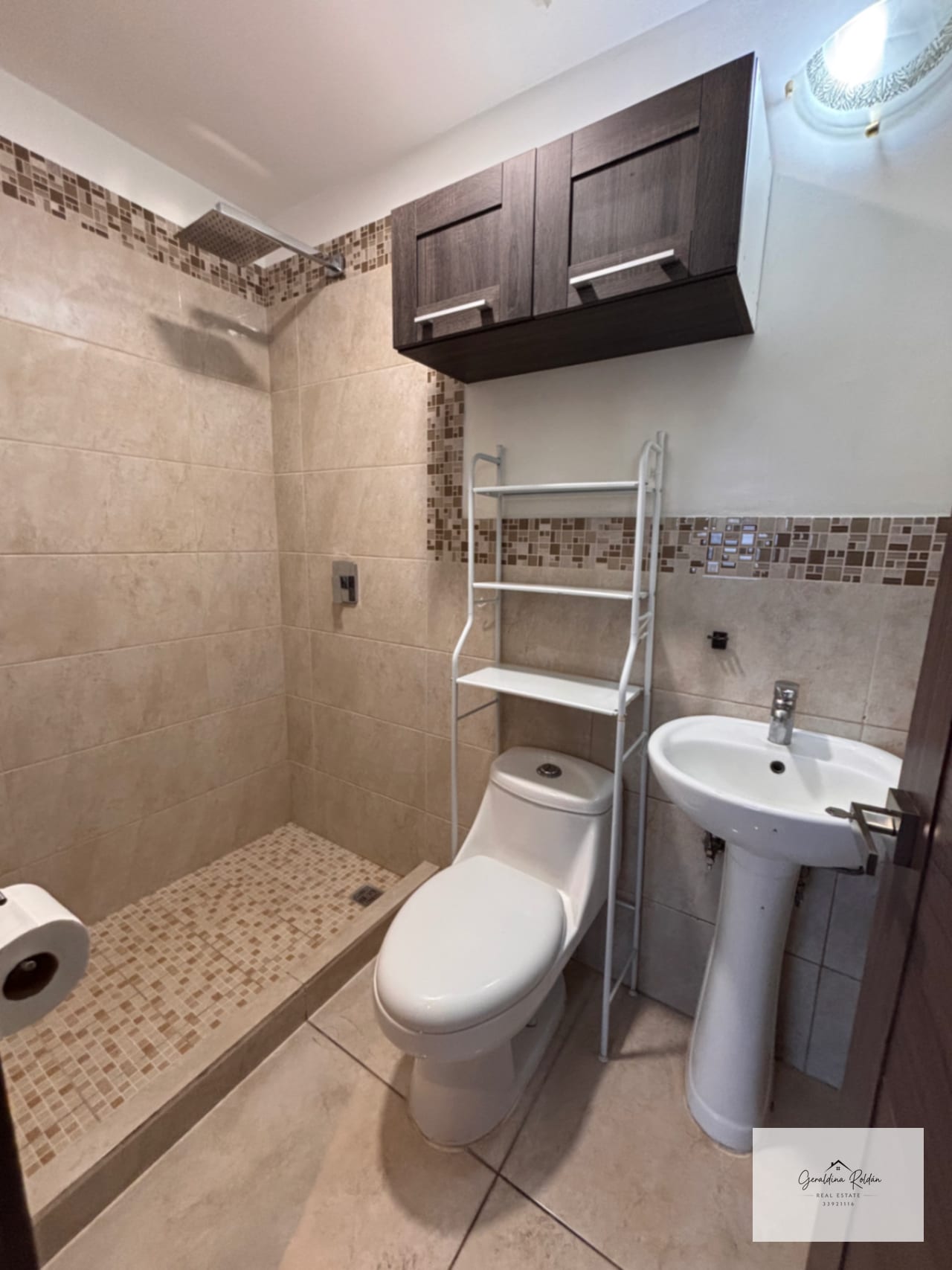 En venta Apartamento en DiFiori zona 7 tres habitaciones — Apartamento en Venta en Zona 7, Guatemala, Ciudad — foto 8 de 12