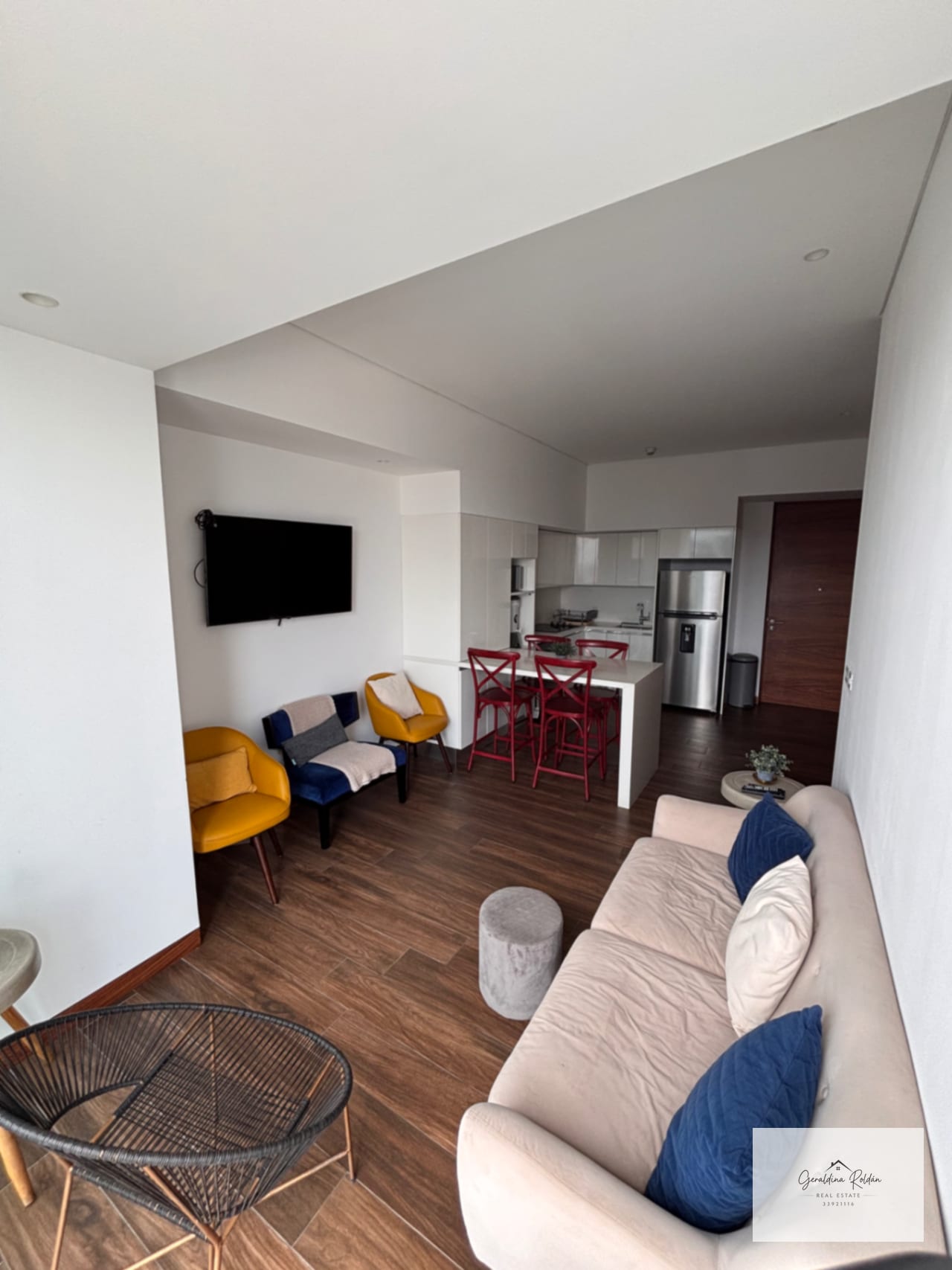 Súper bien ubicado apartamento en renta en z 10 Avia amueblado — Apartamento en Alquiler en Avia, Zona 10, Guatemala, Ciudad — foto 3 de 10