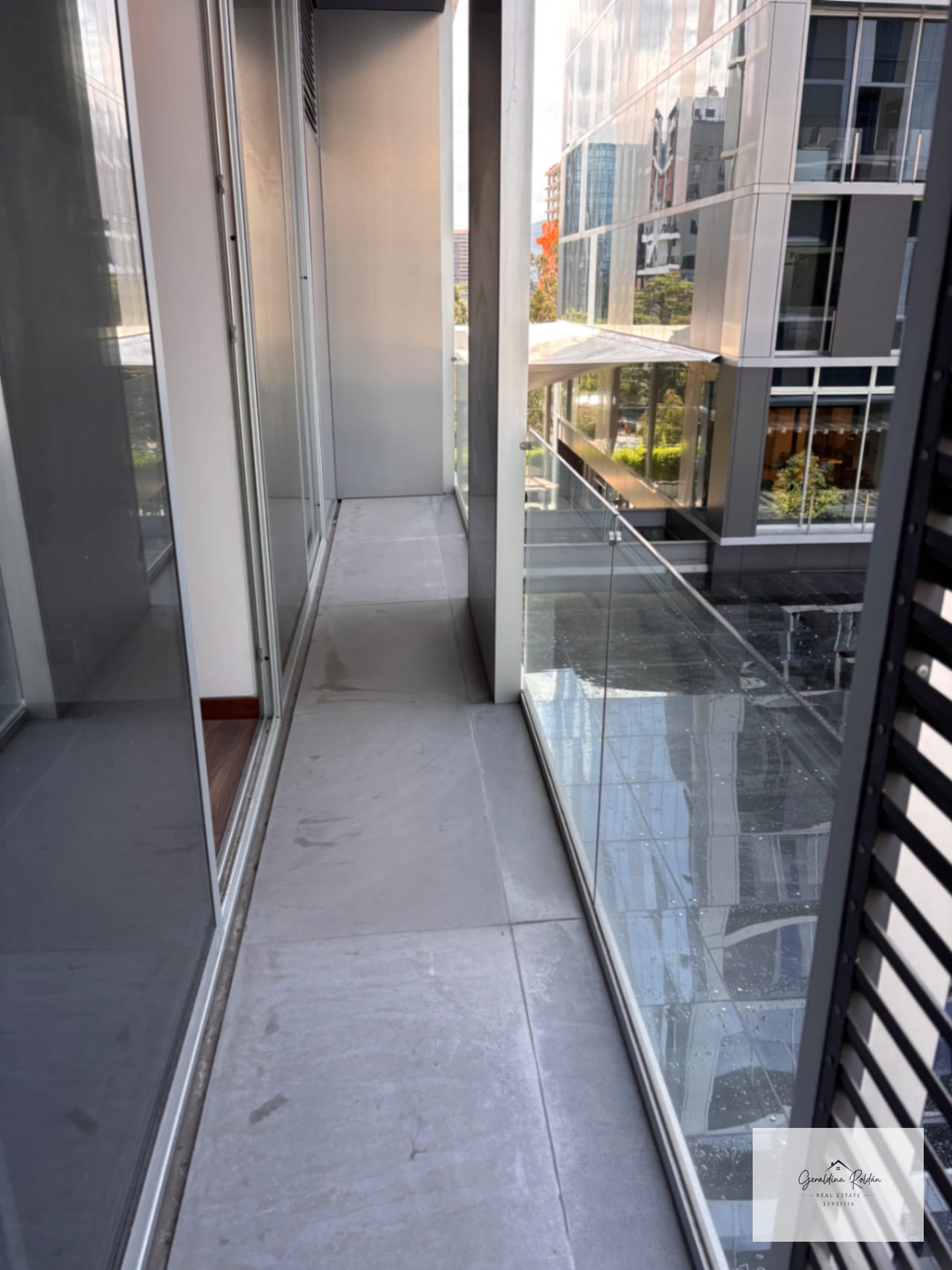 Ejecutivos!!! Apartamento semiamueblado en Avia z 10una habitación — Apartamento en Alquiler en Avia, Zona 10, Guatemala, Ciudad — foto 7 de 7
