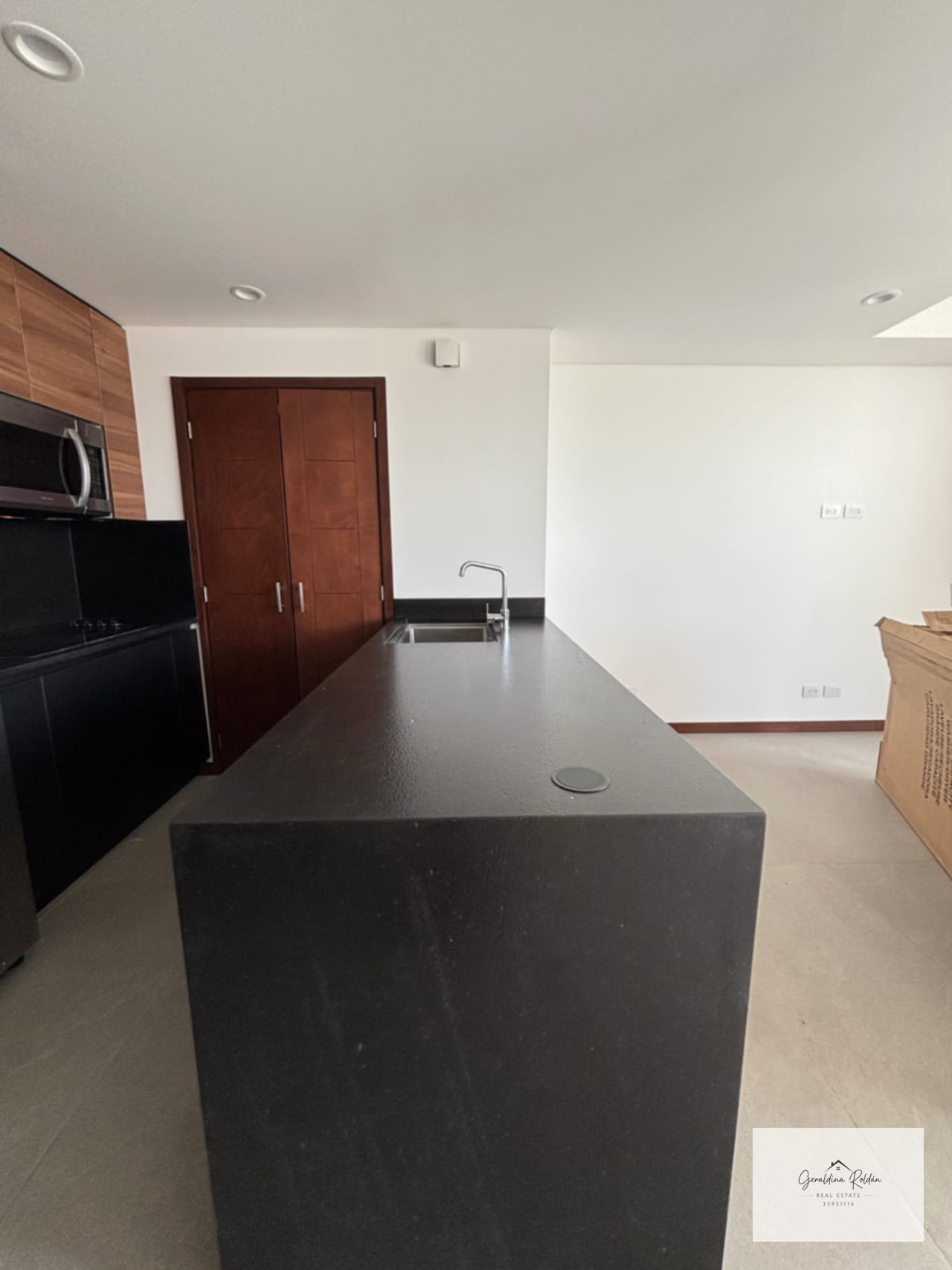 Z14 una habitación para estrenar en renta — Apartamento en Alquiler en Zona 14, Guatemala, Ciudad — foto 9 de 12