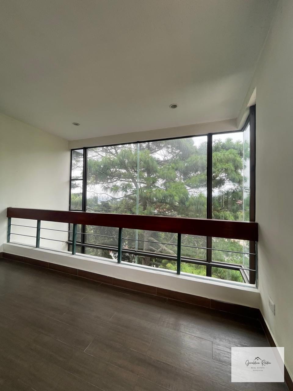 320 m de apto, dos niveles tres habitaciones cuatro parqueos VENTA — Apartamento en Venta en Carretera a El Salvador, Guatemala, Ciudad — foto 7 de 10