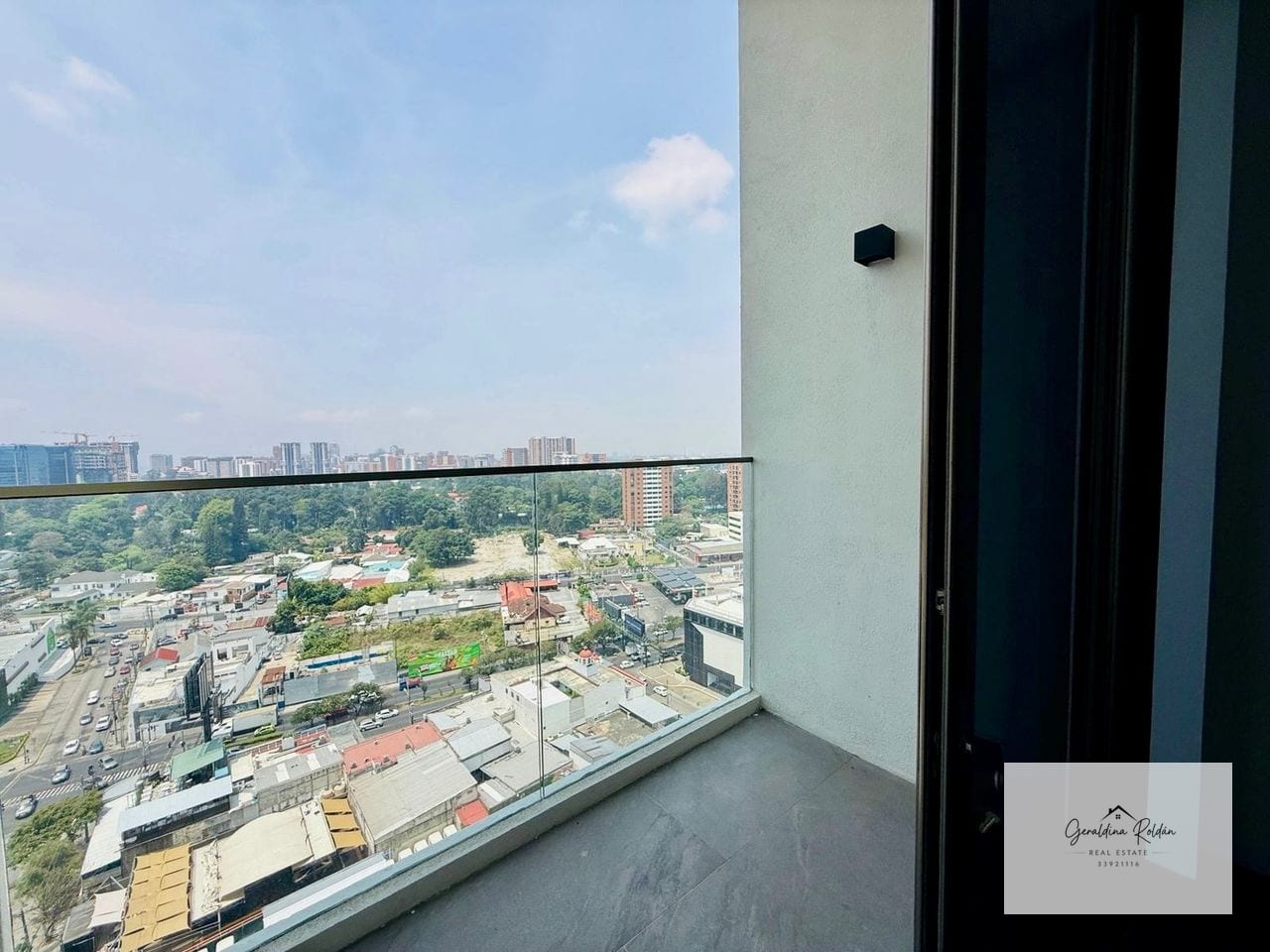 Atarah en venta nivel alto z 10 dos habitaciones — Apartamento en Venta en Atarah, Zona 10, Guatemala, Ciudad — foto 5 de 12