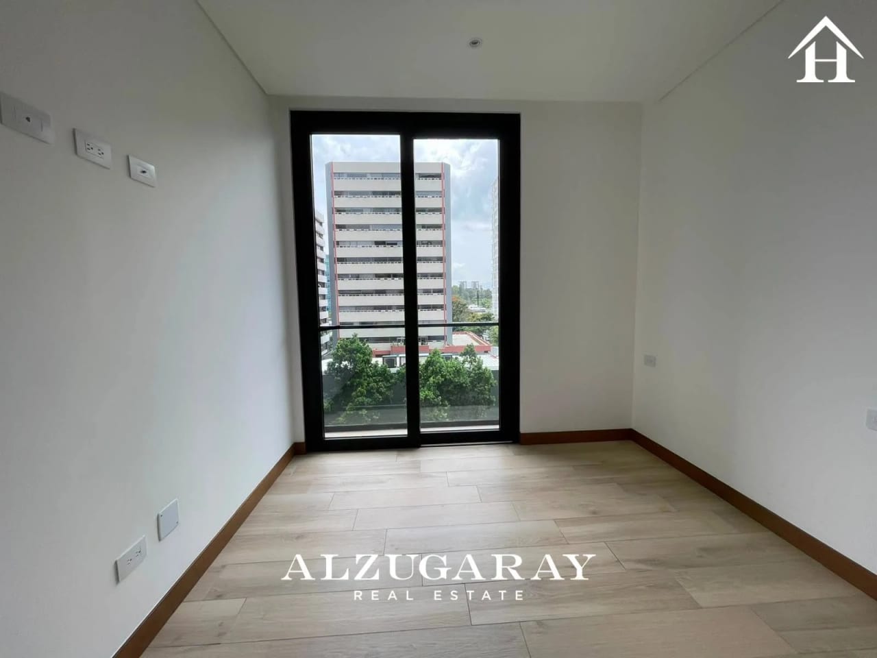 Apartamento en Renta 2 Hab. / Ferré Diez, Zona 10 — Apartamento en Alquiler en Ferré Diez, Zona 10, Guatemala, Ciudad — foto 6 de 8